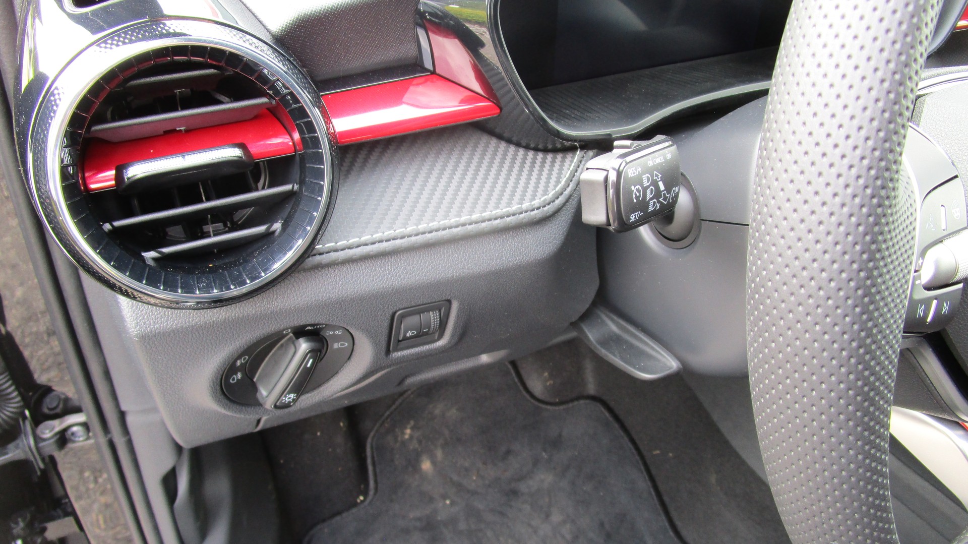 SKODA Fabia 1.0 TSI Monte Carlo DSG - 11