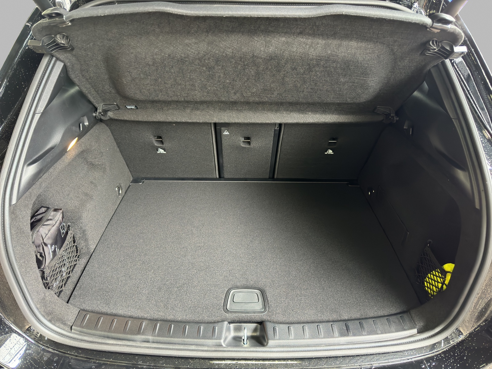 MERCEDES-BENZ GLA 200 Night Star 7G-DCT - 14