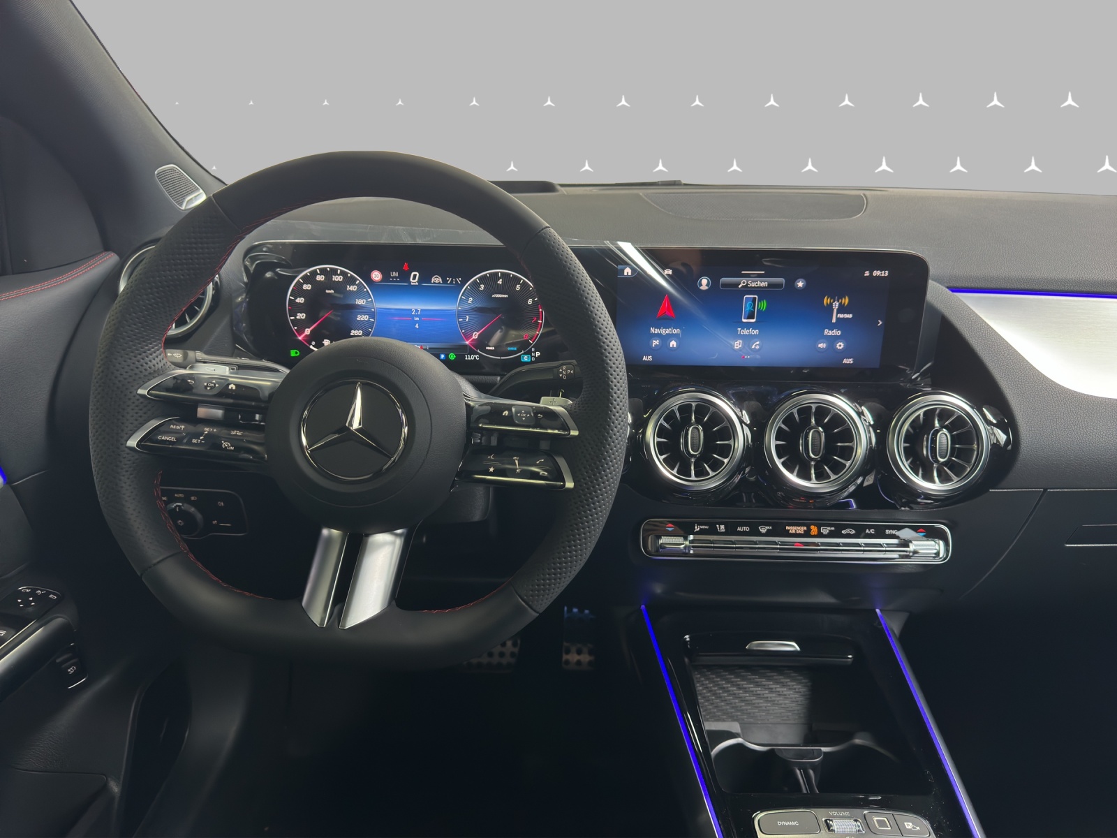 MERCEDES-BENZ GLA 200 Night Star 7G-DCT - 11