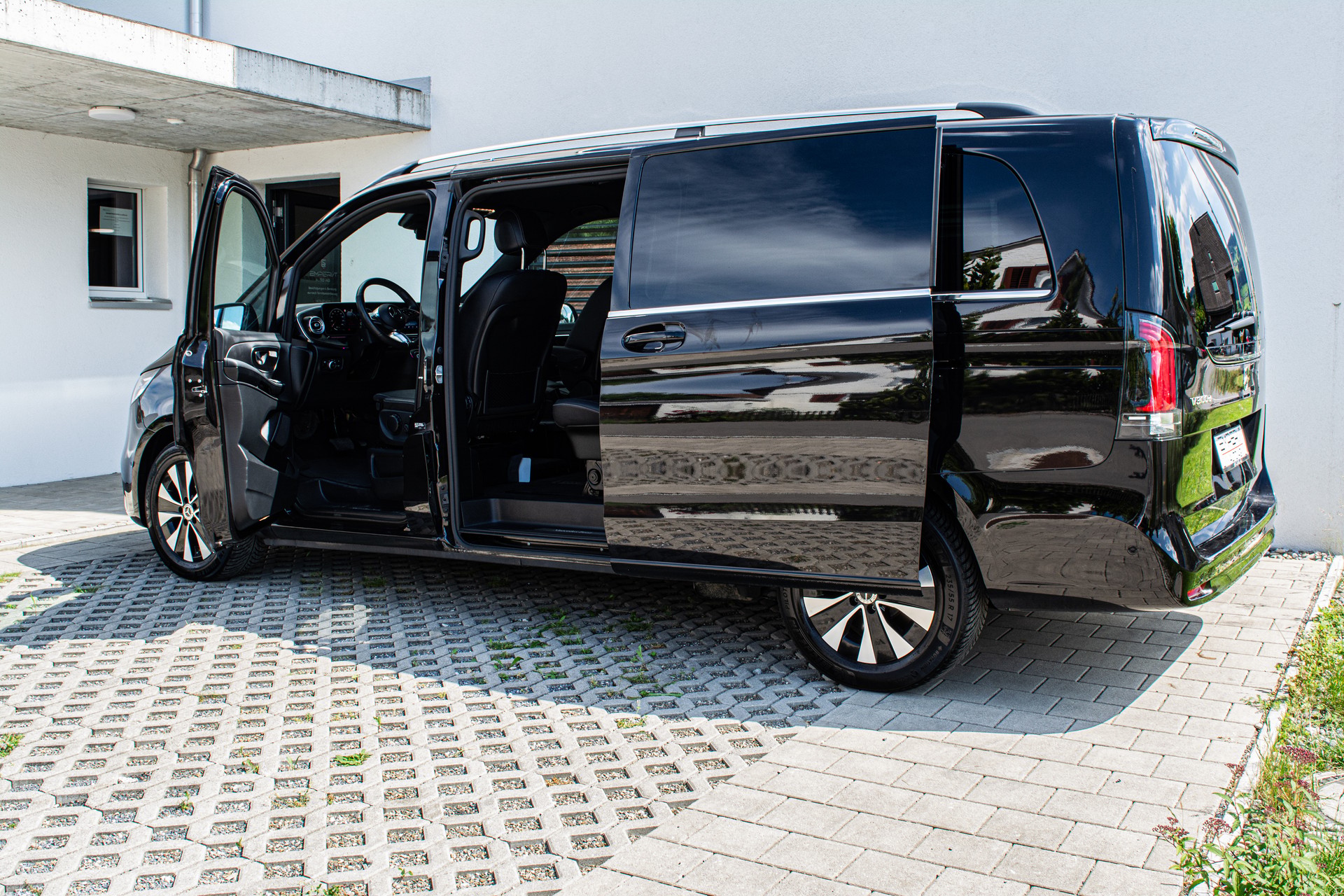 MERCEDES-BENZ V 300 d extralang Avantgarde 4Matic 9G-Tronic - 8