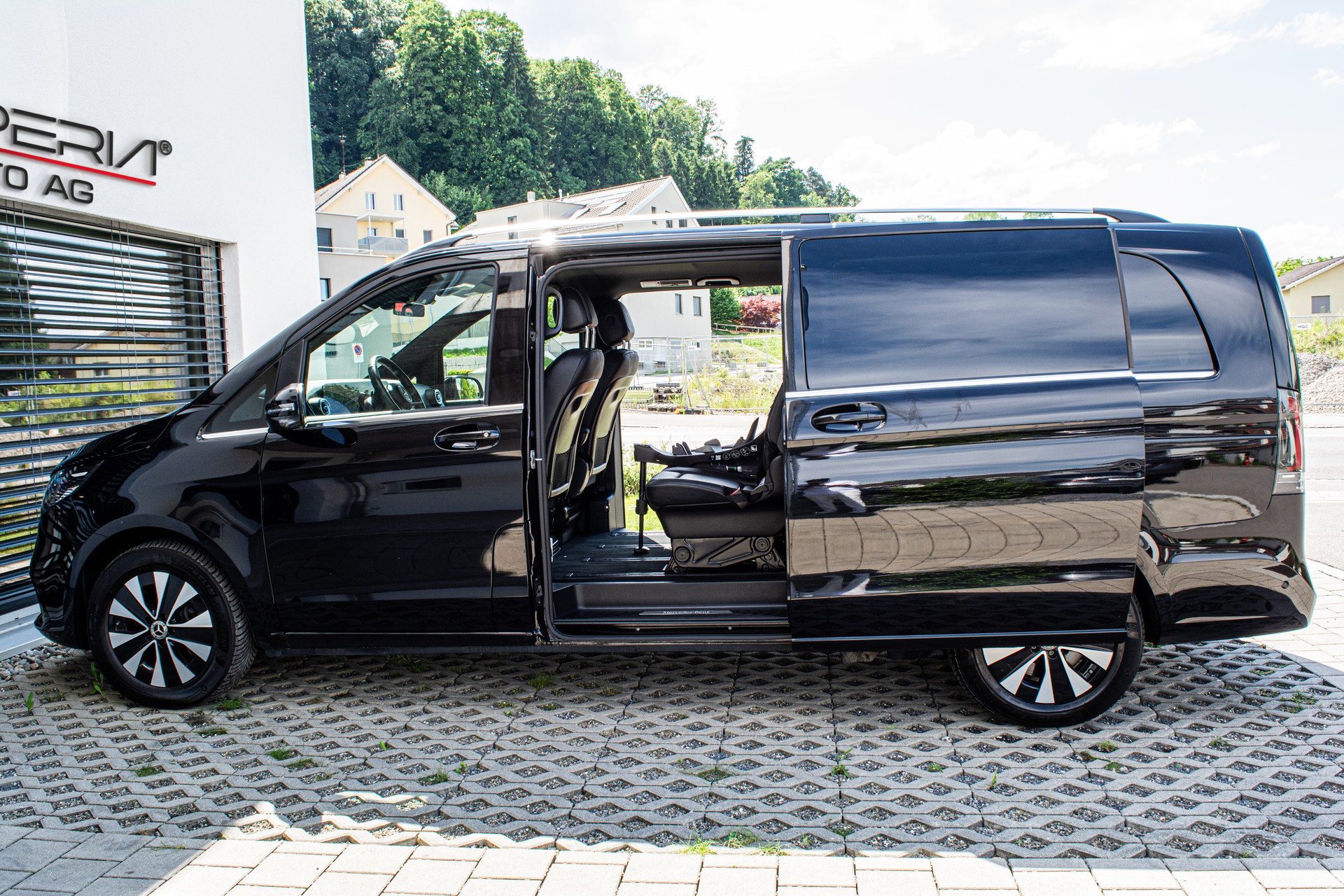 MERCEDES-BENZ V 300 d extralang Avantgarde 4Matic 9G-Tronic - 11
