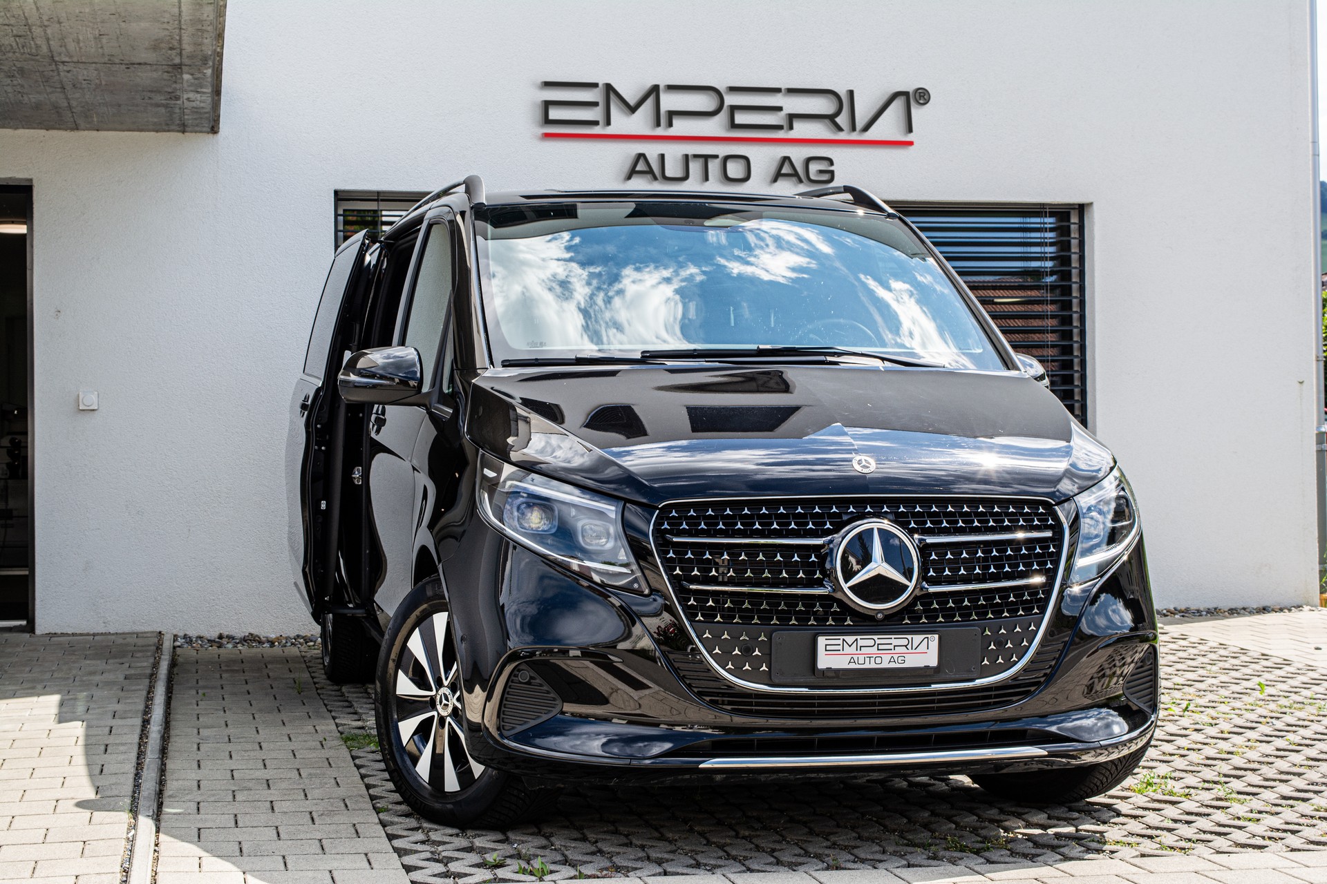 MERCEDES-BENZ V 300 d extralang Avantgarde 4Matic 9G-Tronic - 2