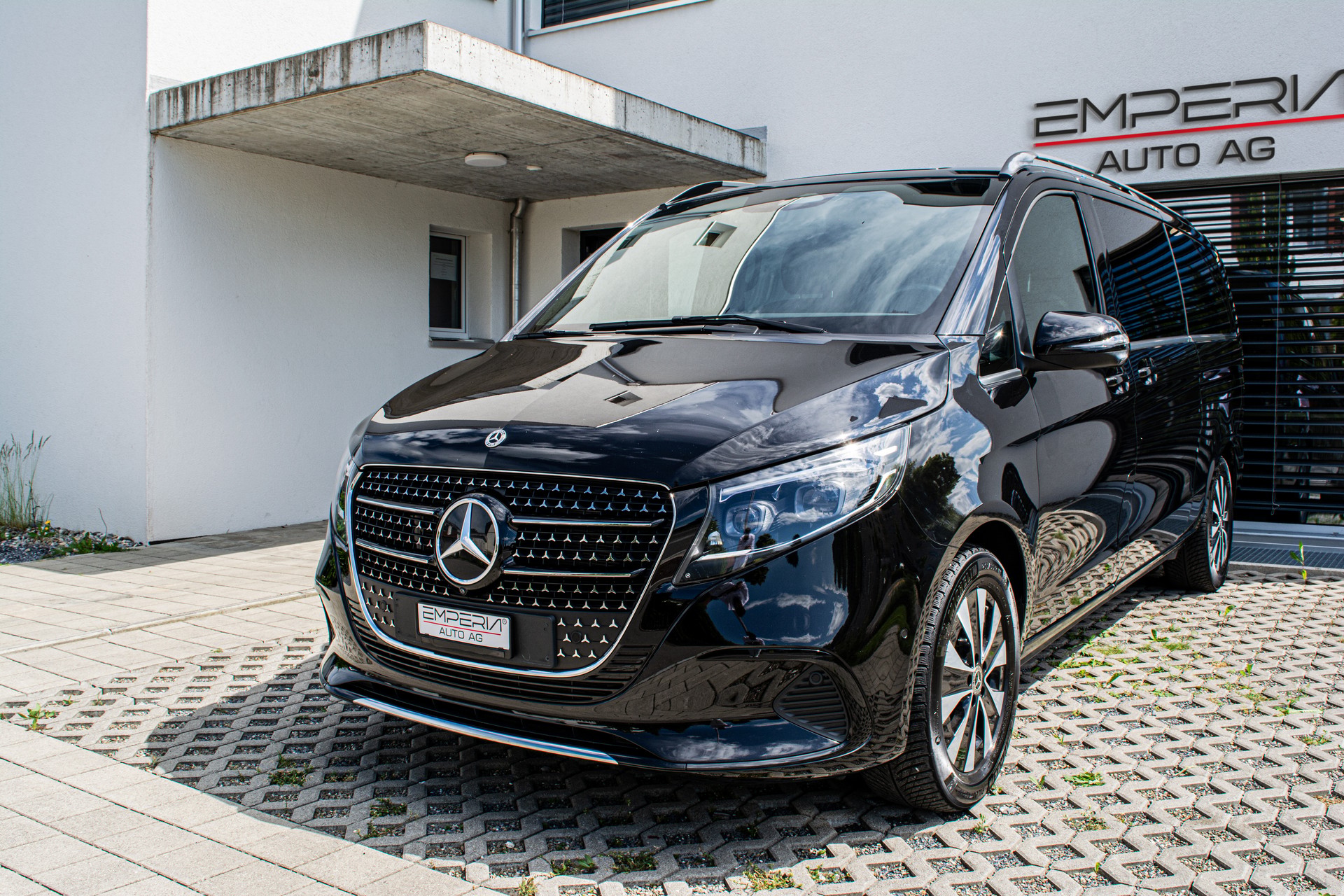 MERCEDES-BENZ V 300 d extralang Avantgarde 4Matic 9G-Tronic - 6