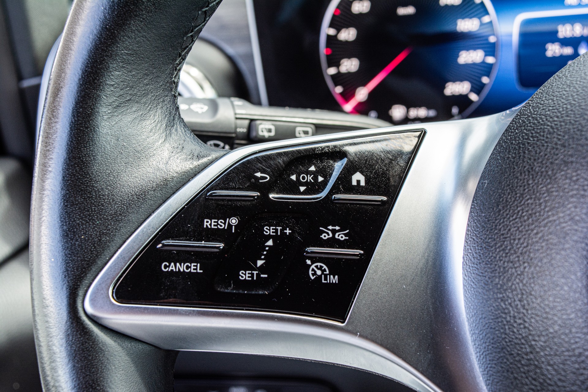 MERCEDES-BENZ V 300 d extralang Avantgarde 4Matic 9G-Tronic - 15