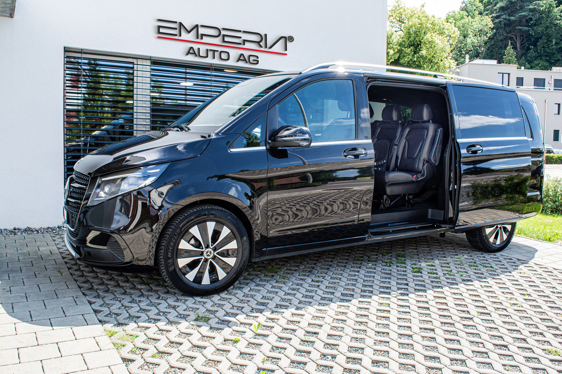 MERCEDES-BENZ V 300 d extralang Avantgarde 4Matic 9G-Tronic - 9