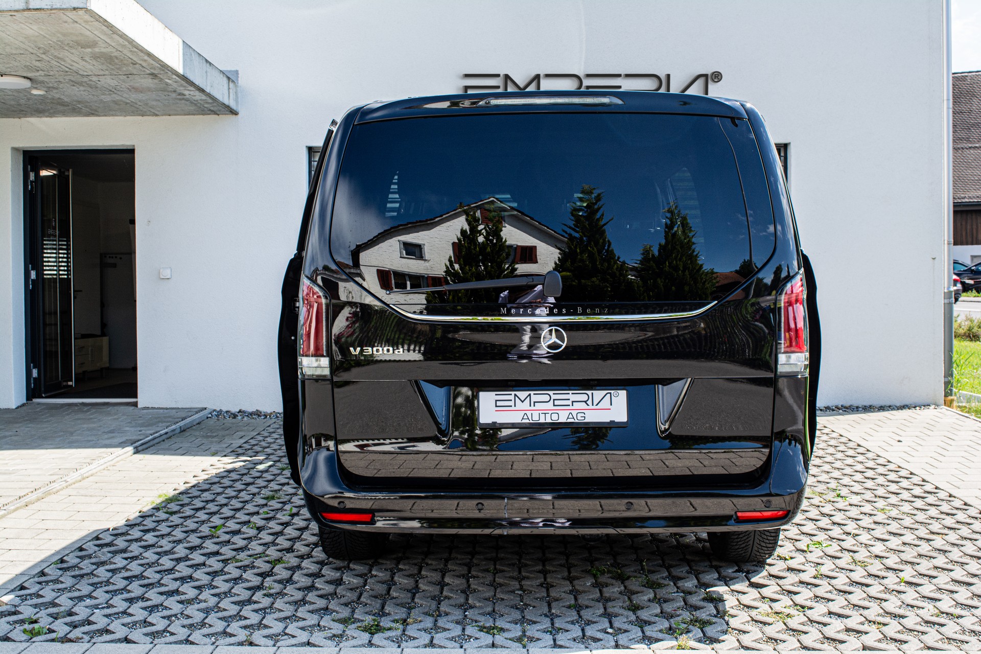 MERCEDES-BENZ V 300 d extralang Avantgarde 4Matic 9G-Tronic - 10