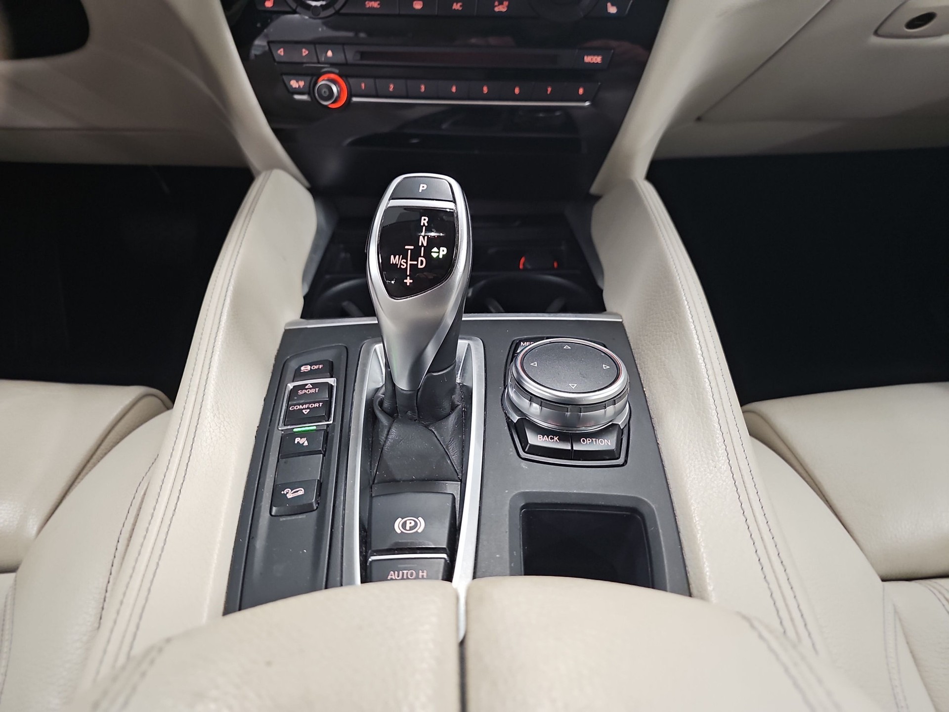 BMW X6 xDrive 35i Steptronic - 12
