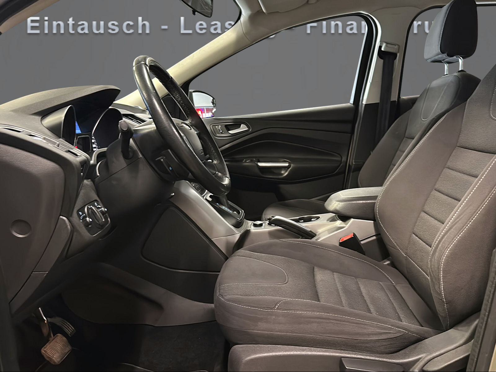 FORD Kuga 2.0 TDCi Carving 4WD PowerShift - 10