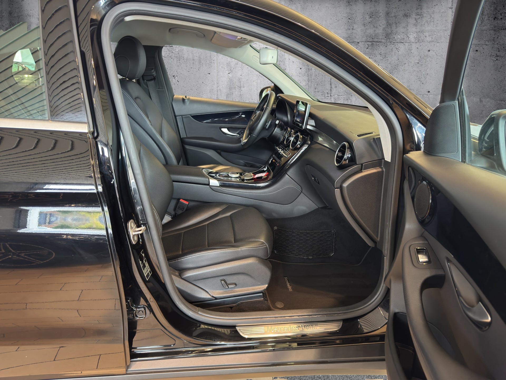 MERCEDES-BENZ GLC Coupé 220 d 4Matic 9G-Tronic - 10