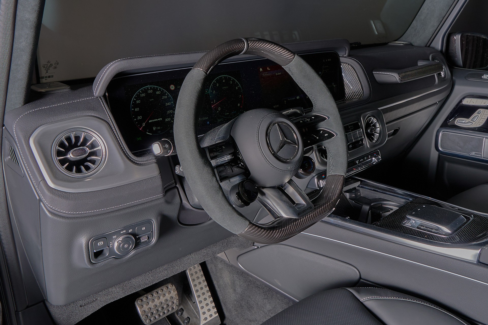MERCEDES-BENZ G 63 AMG 9G-Tronic - 11