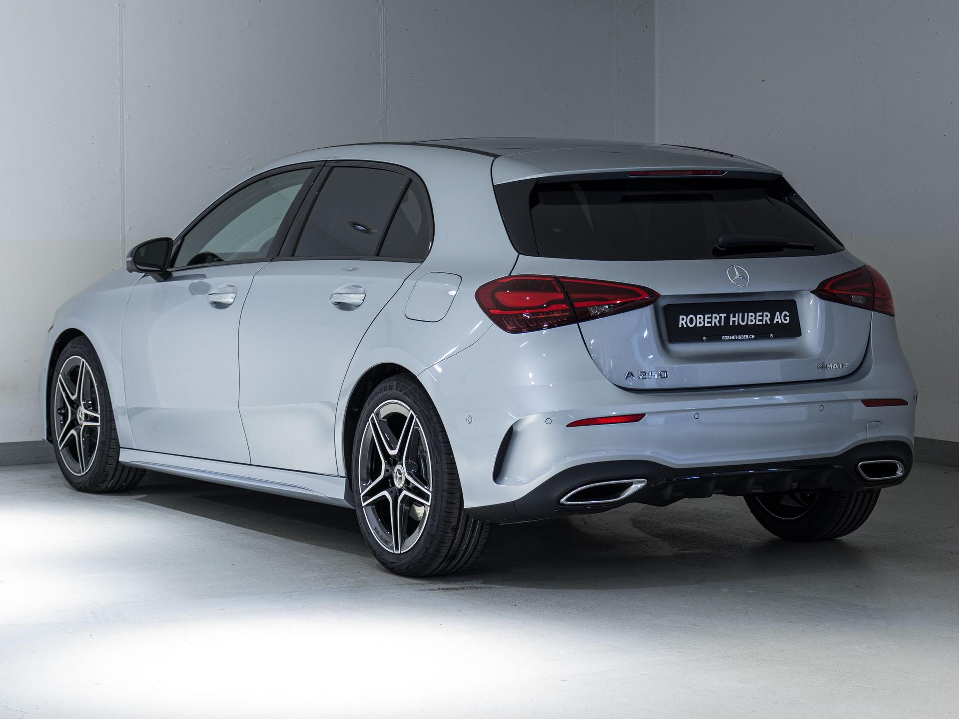 MERCEDES-BENZ A 250 4MATIC - 4