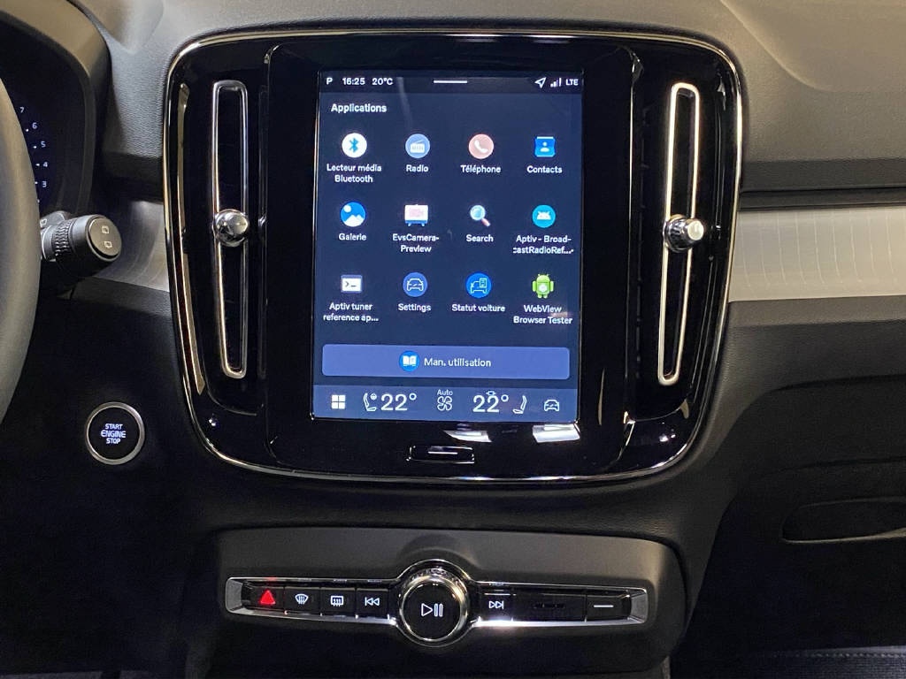 VOLVO XC40 B4 Benzin Mild Hybrid Ultra Black Edition DCT - 10