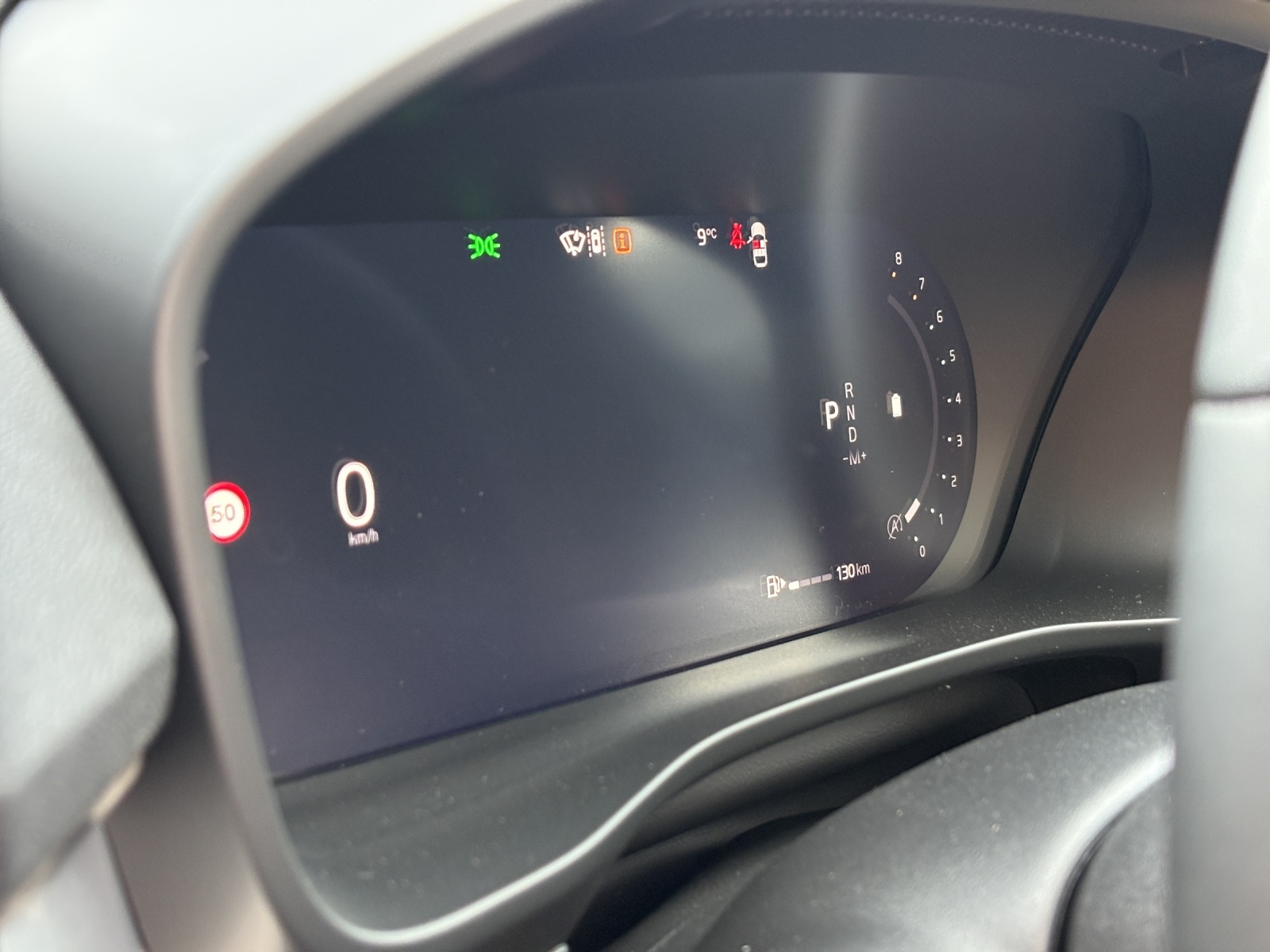 VOLVO XC40 B4 Benzin Mild Hybrid Ultra Black Edition DCT - 15