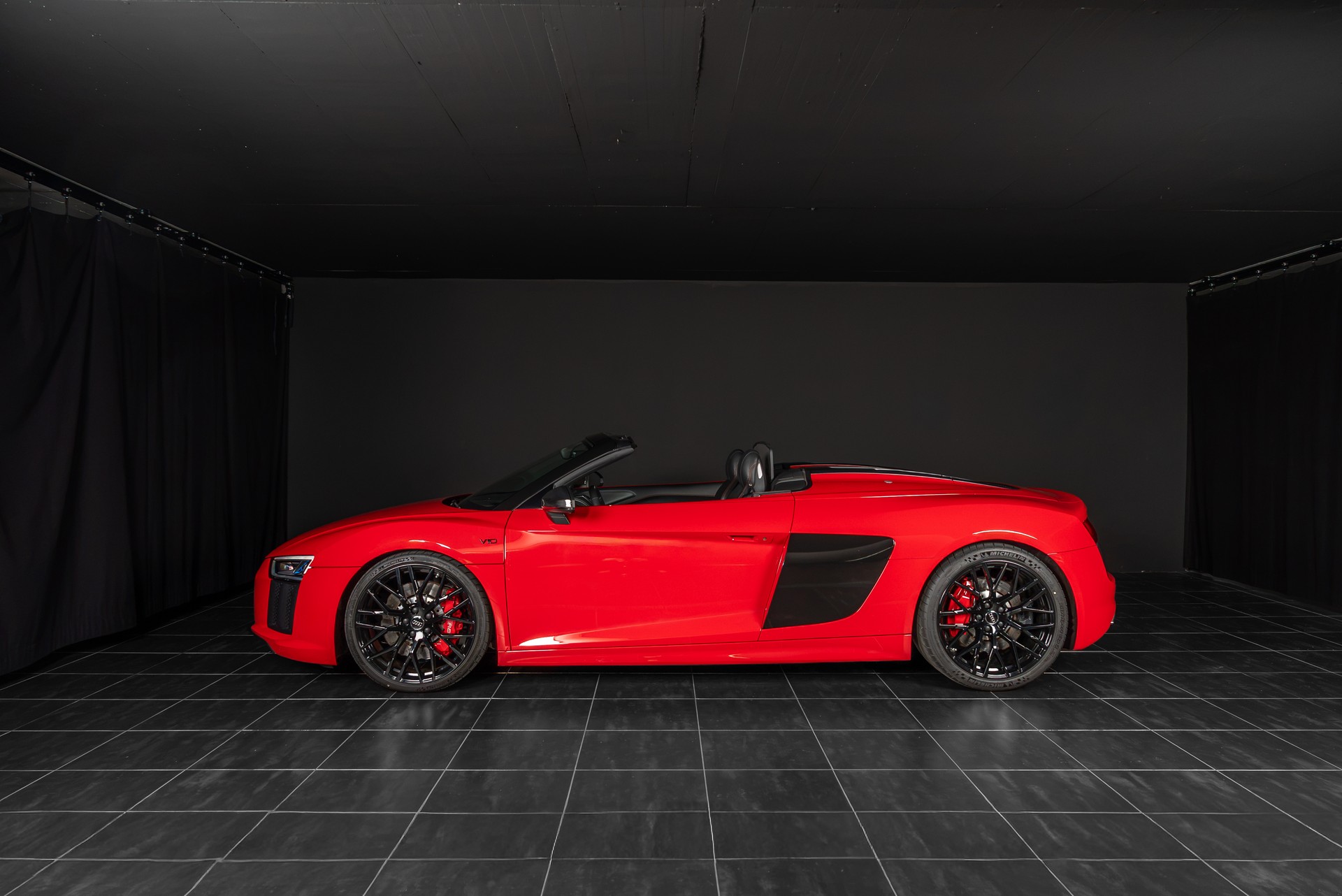 AUDI R8 Spyder 5.2 RWS S-Tronic - 3