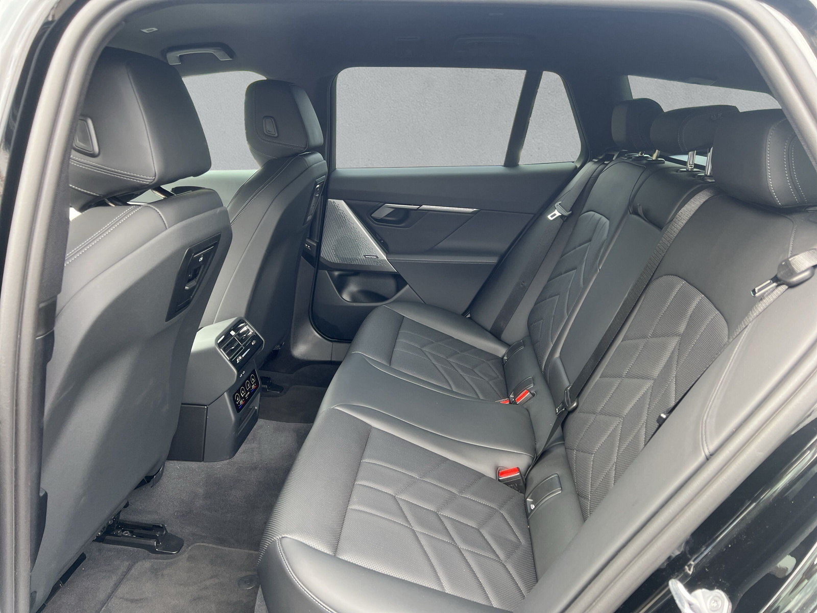 BMW 520d xDrive 48V Touring M Sport ** Action Leasing à 1.9% ** 📍 - 12