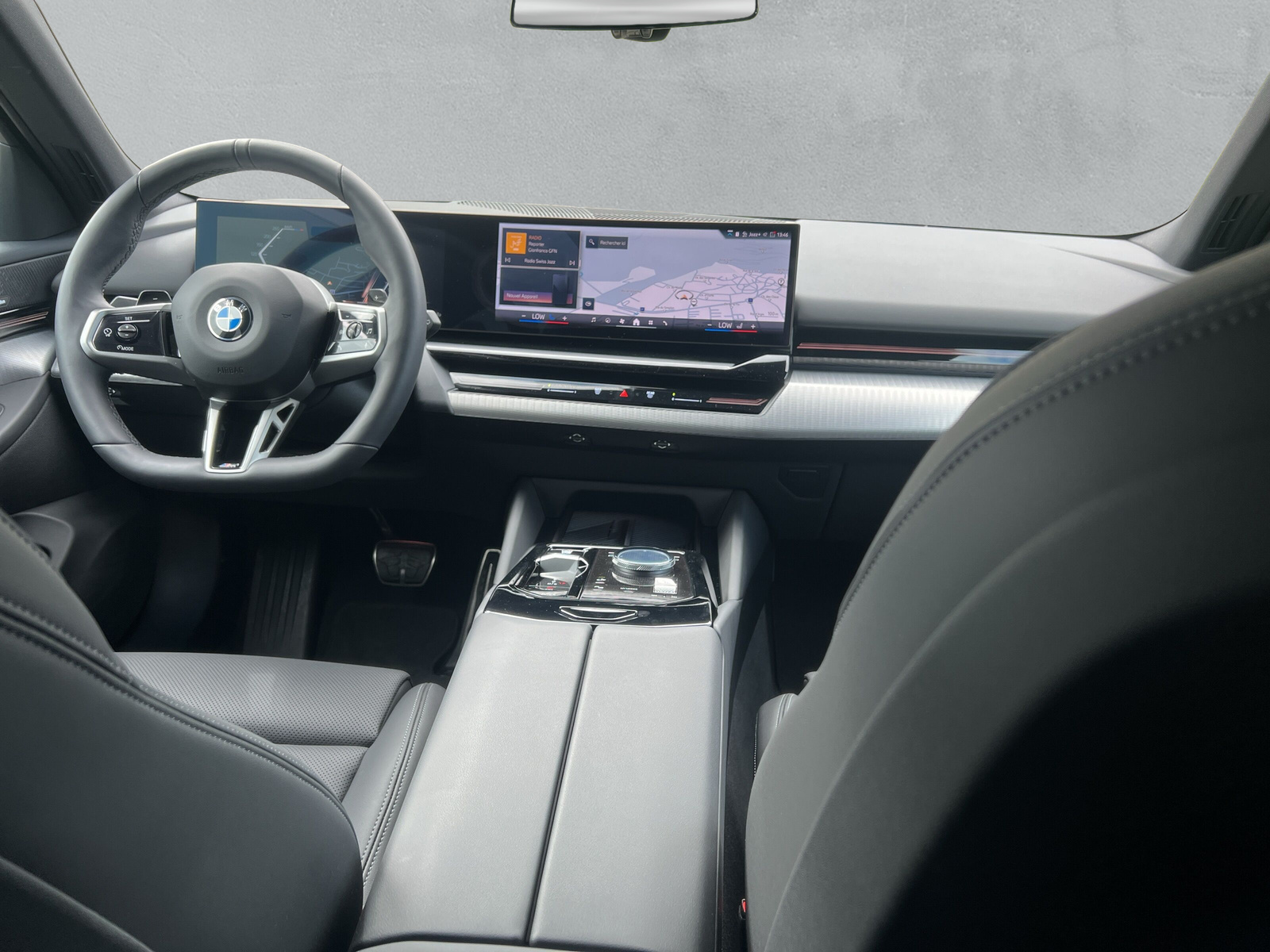 BMW 520d xDrive 48V Touring M Sport ** Action Leasing à 1.9% ** 📍 - 13