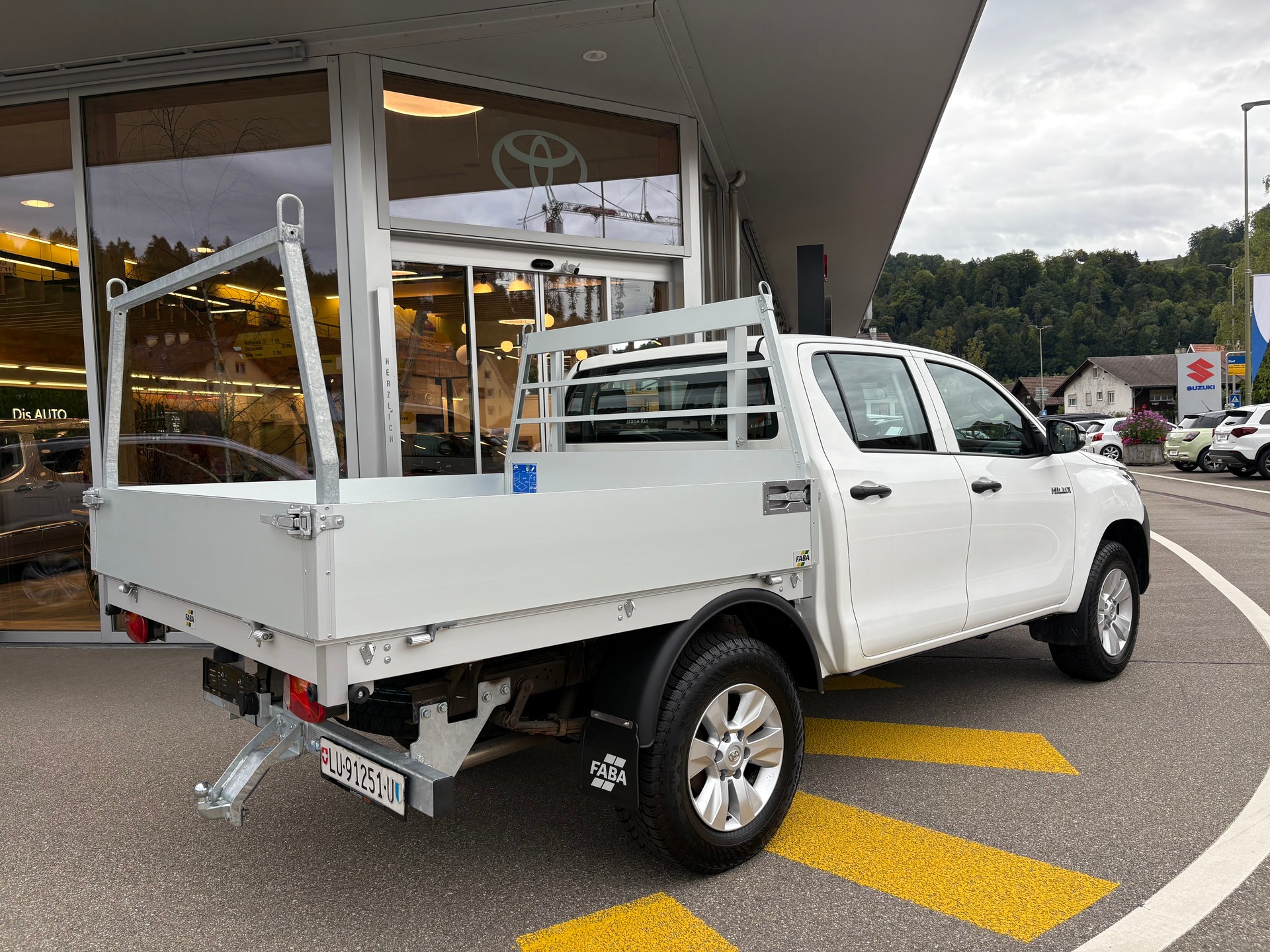 TOYOTA Hilux 2.4D-4D Luna Double Cab 4x4 - 2