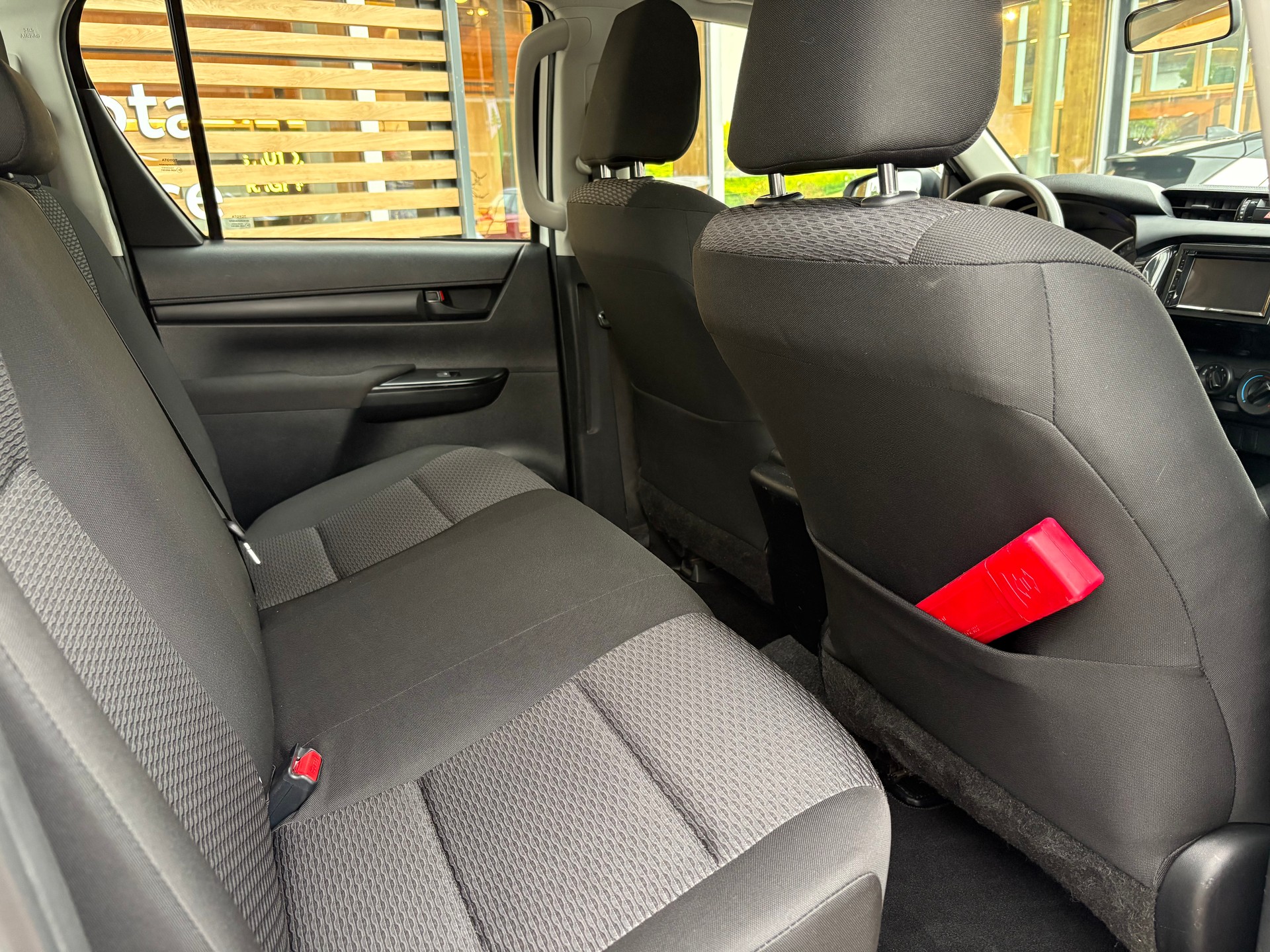 TOYOTA Hilux 2.4D-4D Luna Double Cab 4x4 - 7