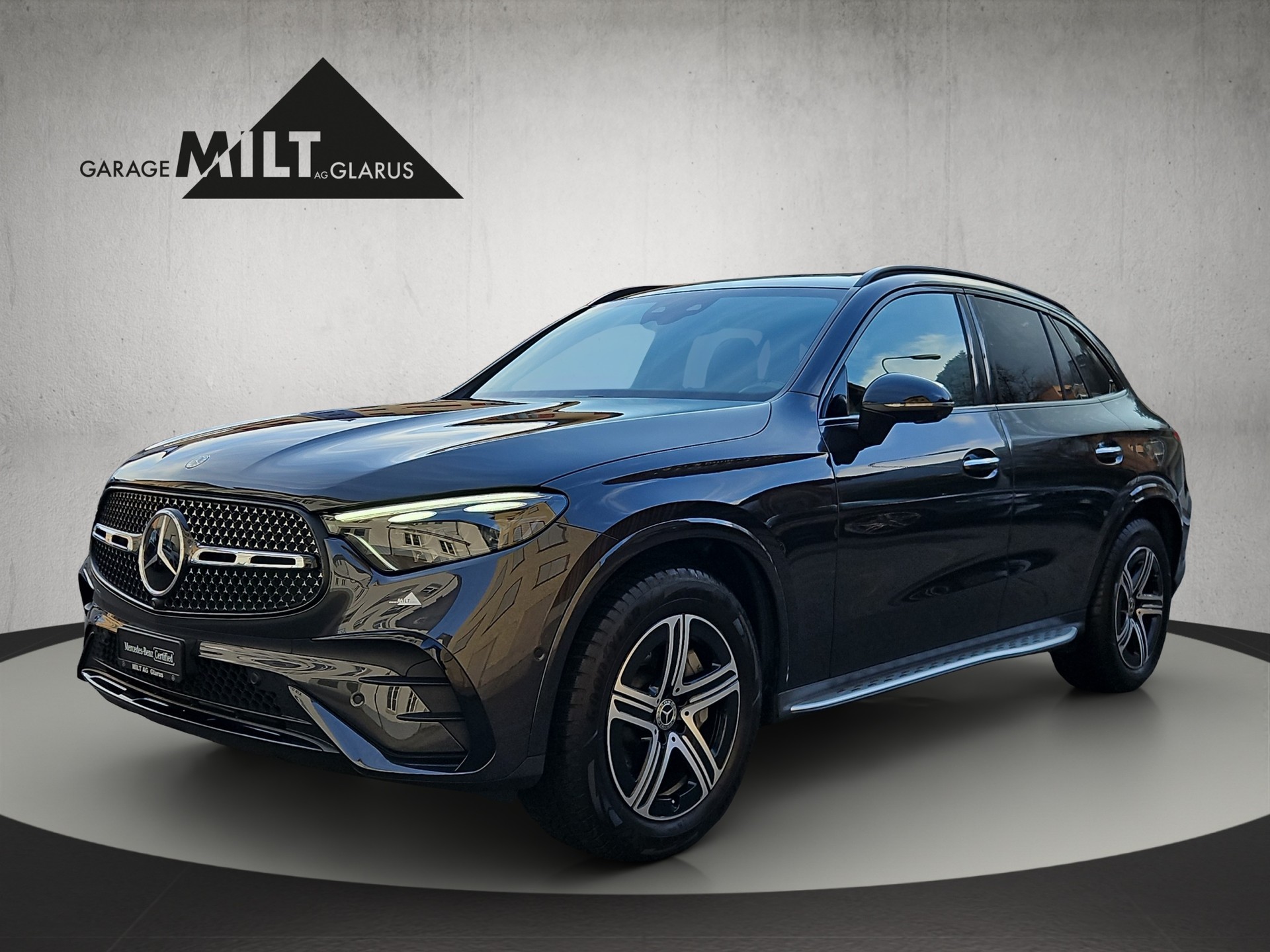 MERCEDES-BENZ GLC 200 AMG Line 4matic