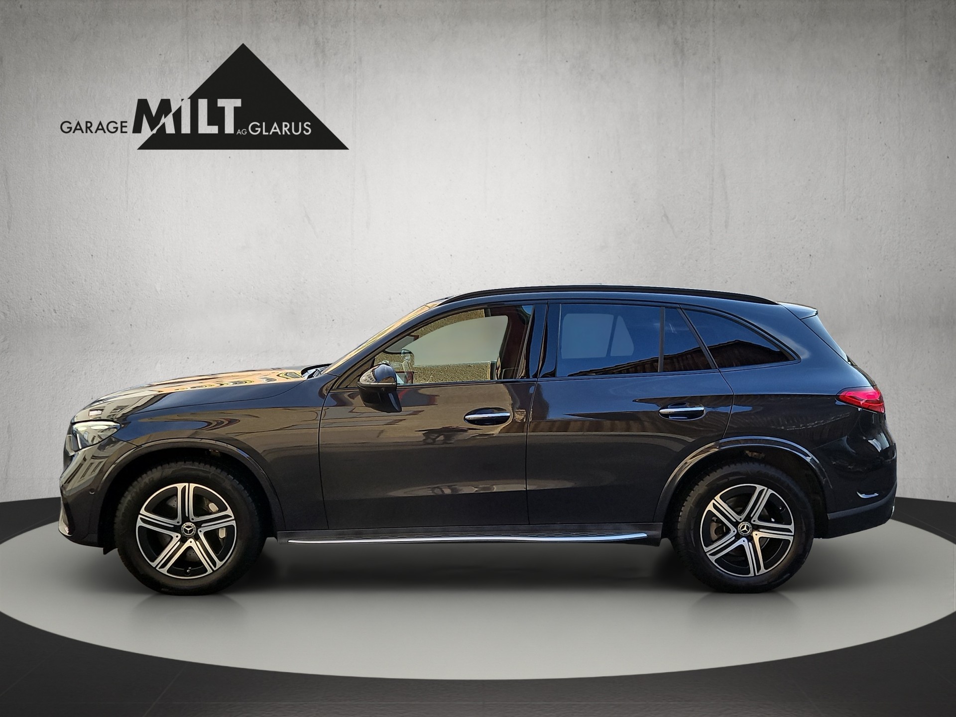 MERCEDES-BENZ GLC 200 AMG Line 4matic - 3