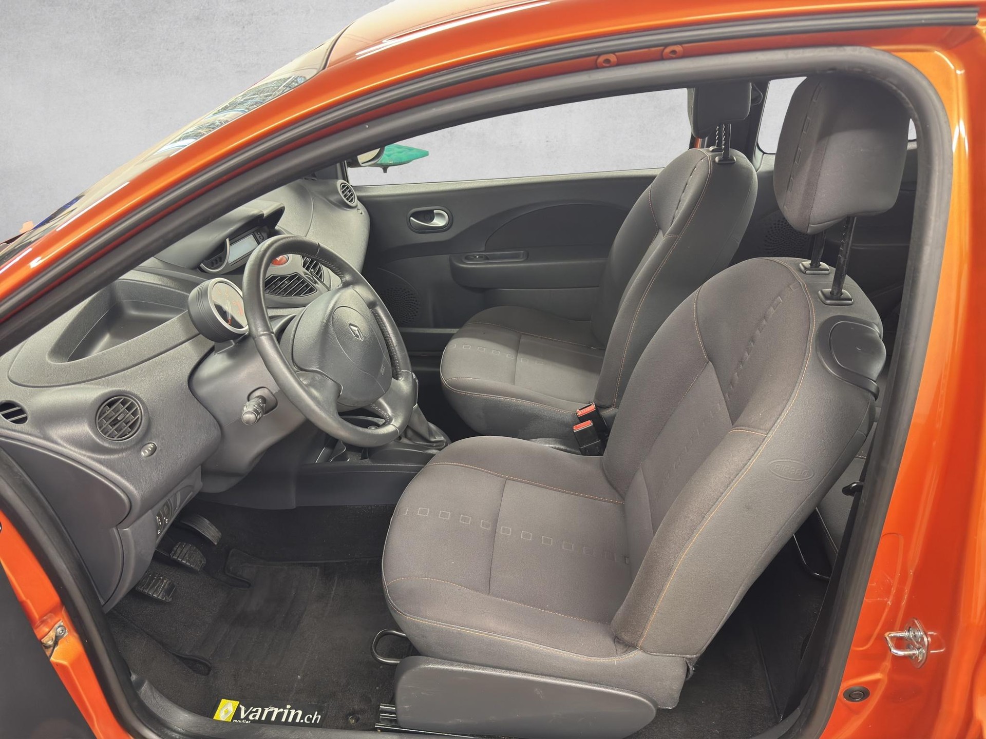 RENAULT Twingo 1.2 TCe 100 GT - 13