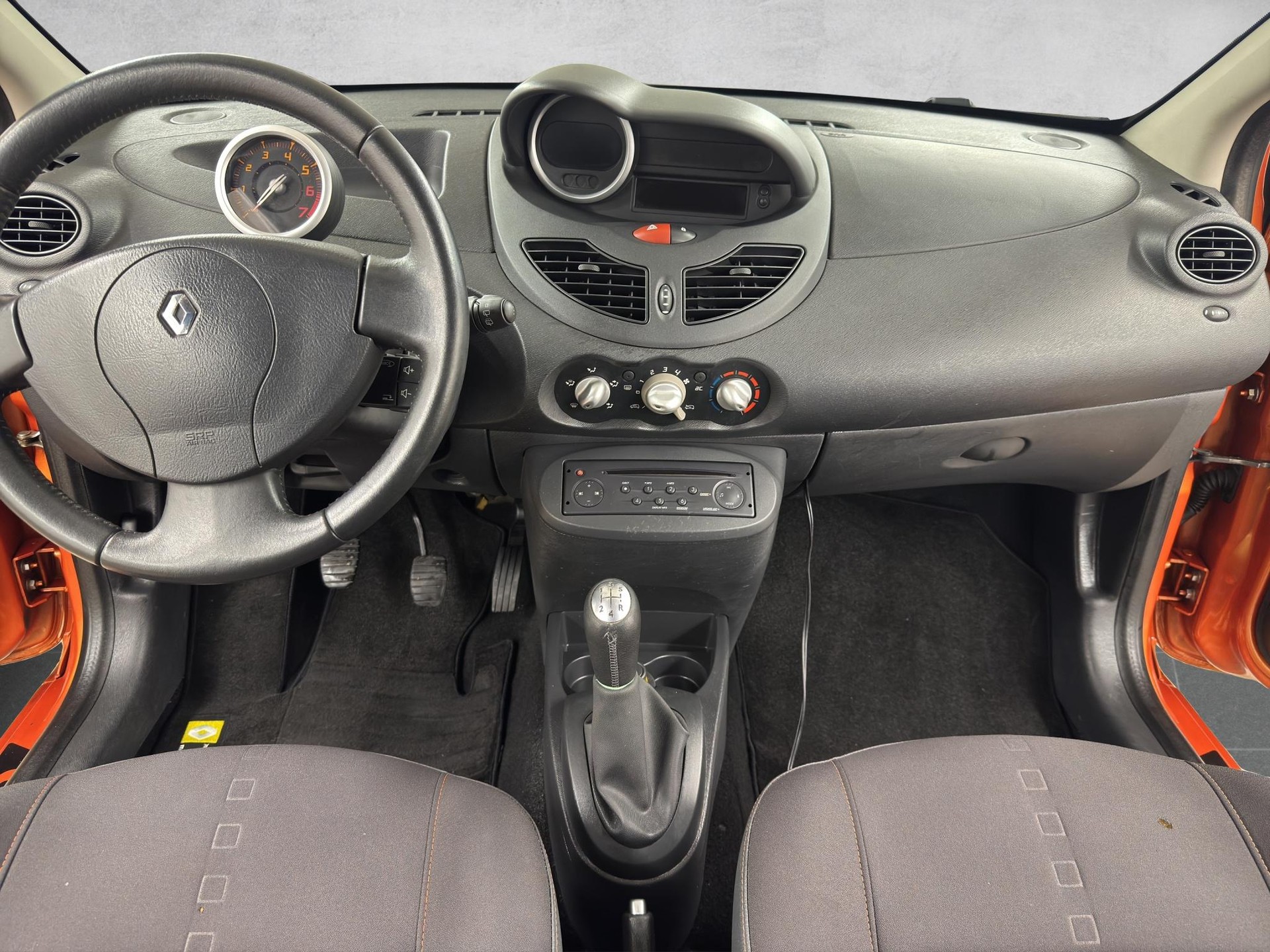 RENAULT Twingo 1.2 TCe 100 GT - 12