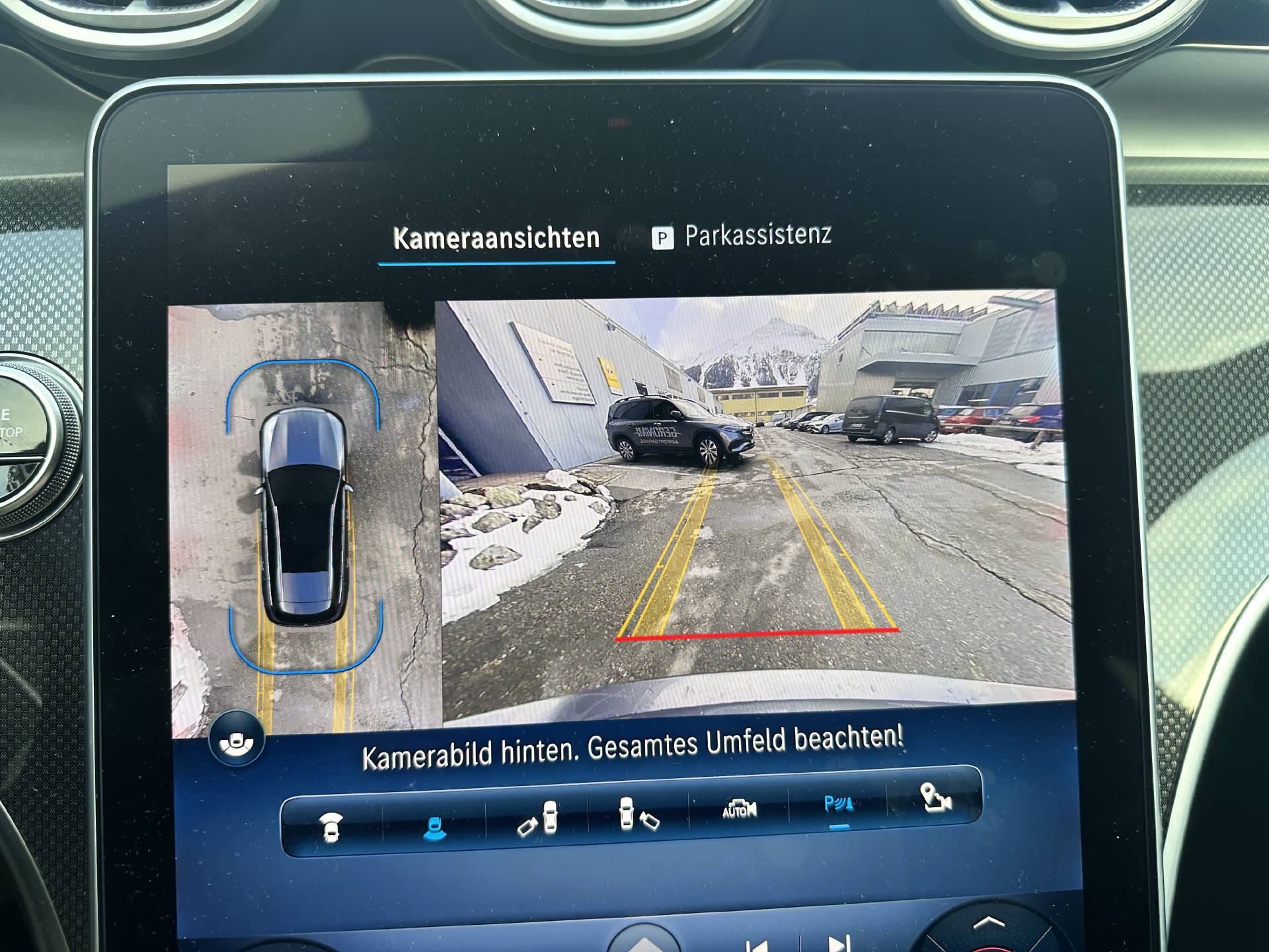 MERCEDES-BENZ C 200 AMG Line 4matic Kombi - 13