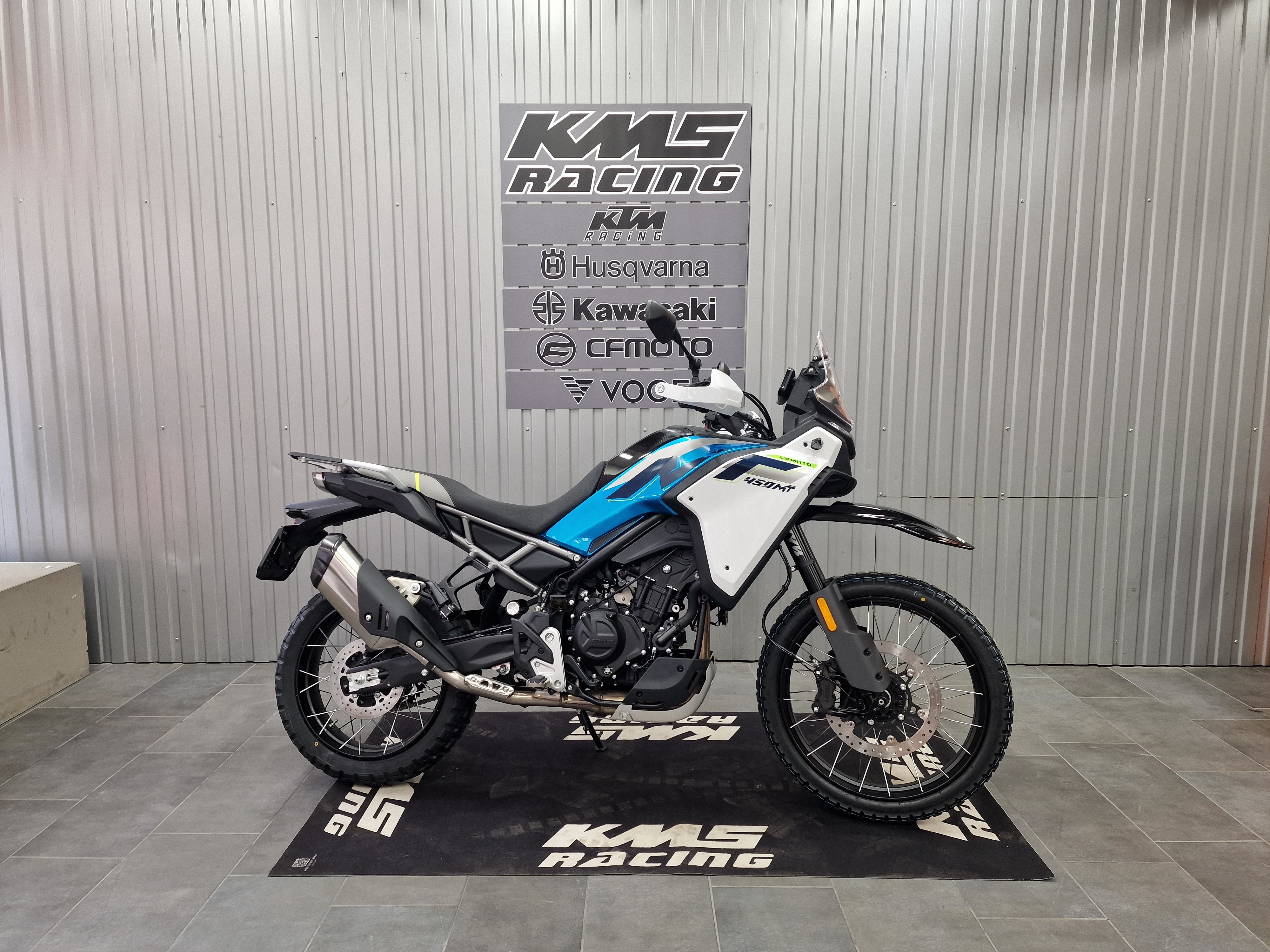 CF MOTO 450MT
