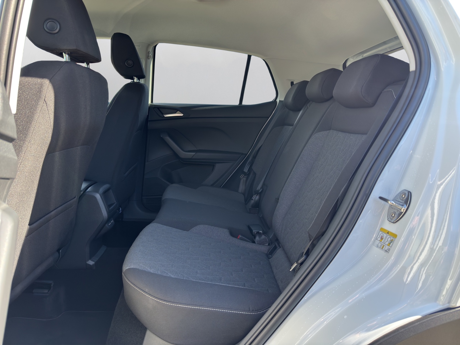 VW T-Cross 1.0 TSI EVO United DSG - 11