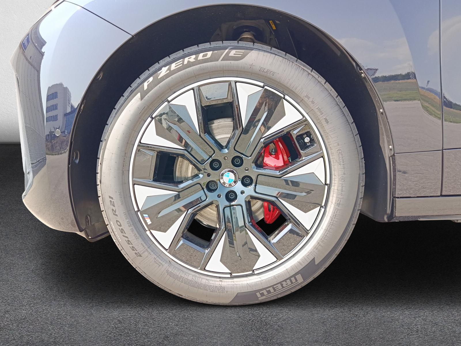 BMW iX xDrive60 M Sport Pro - 10