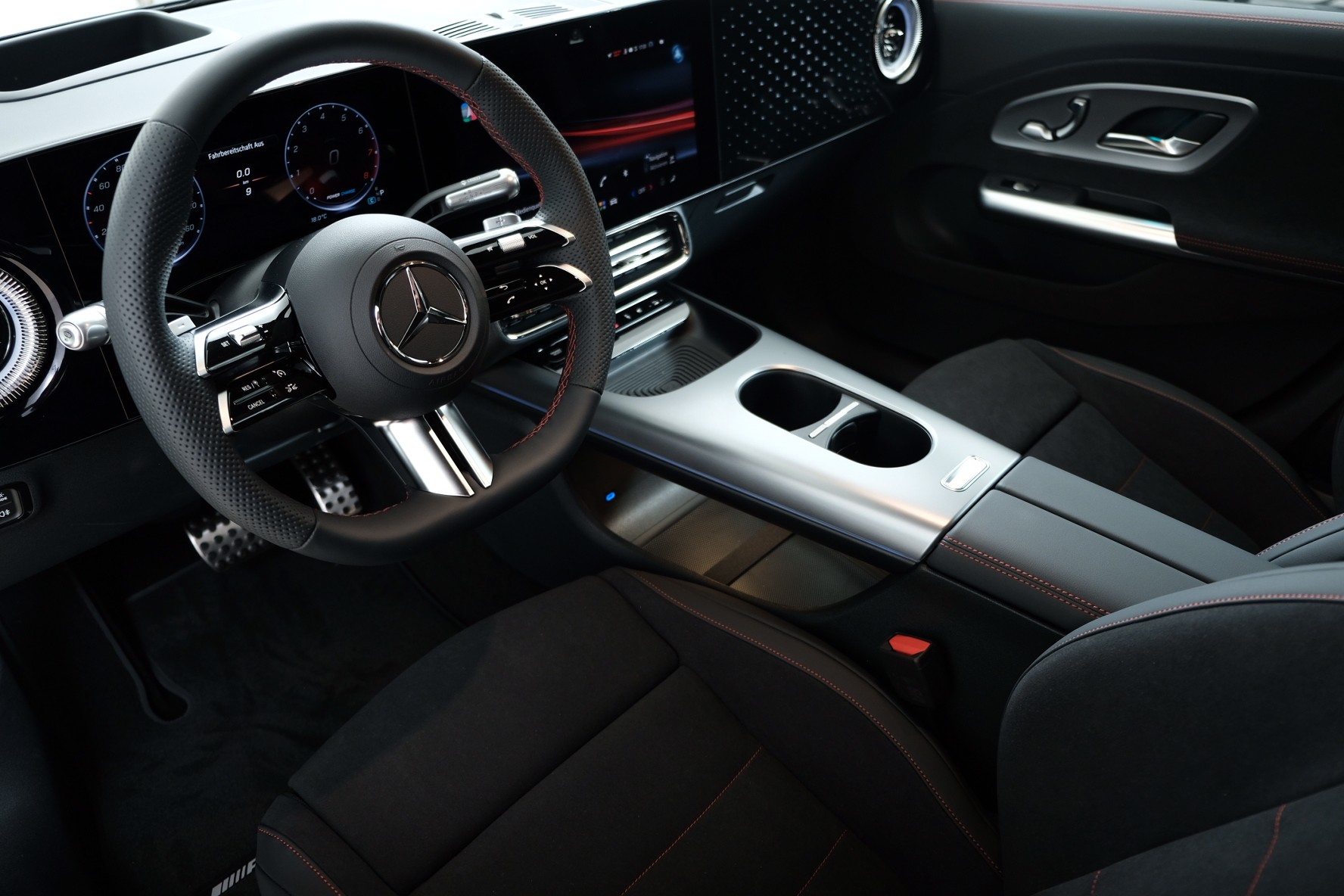 MERCEDES-BENZ CLA 220 8G-DCT 4Matic - 9
