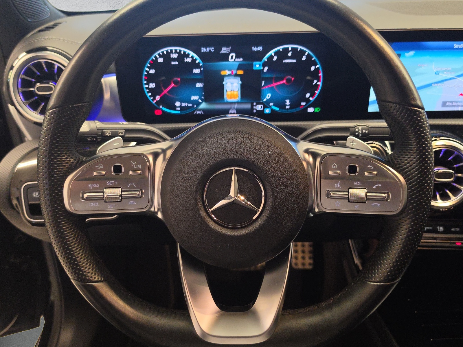 MERCEDES-BENZ A 250 4Matic AMG Line 4Matic 7G-DCT - 13