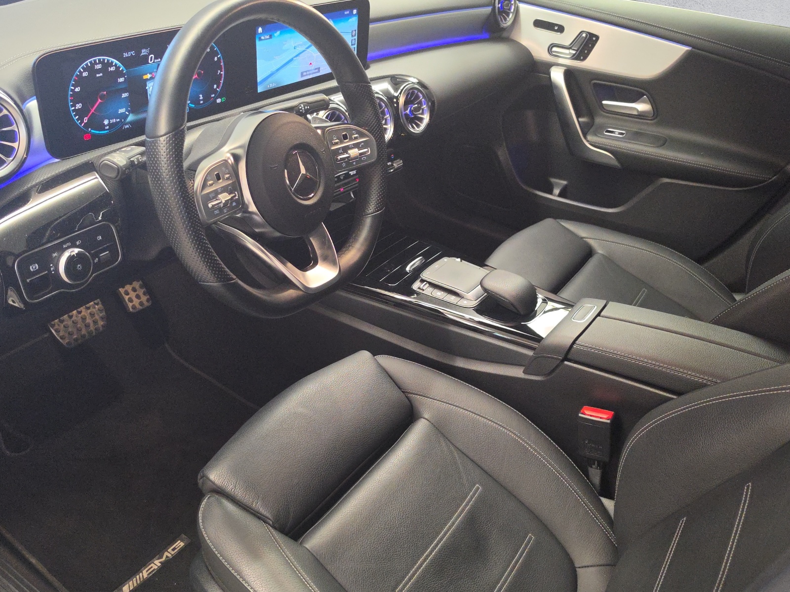 MERCEDES-BENZ A 250 4Matic AMG Line 4Matic 7G-DCT - 11