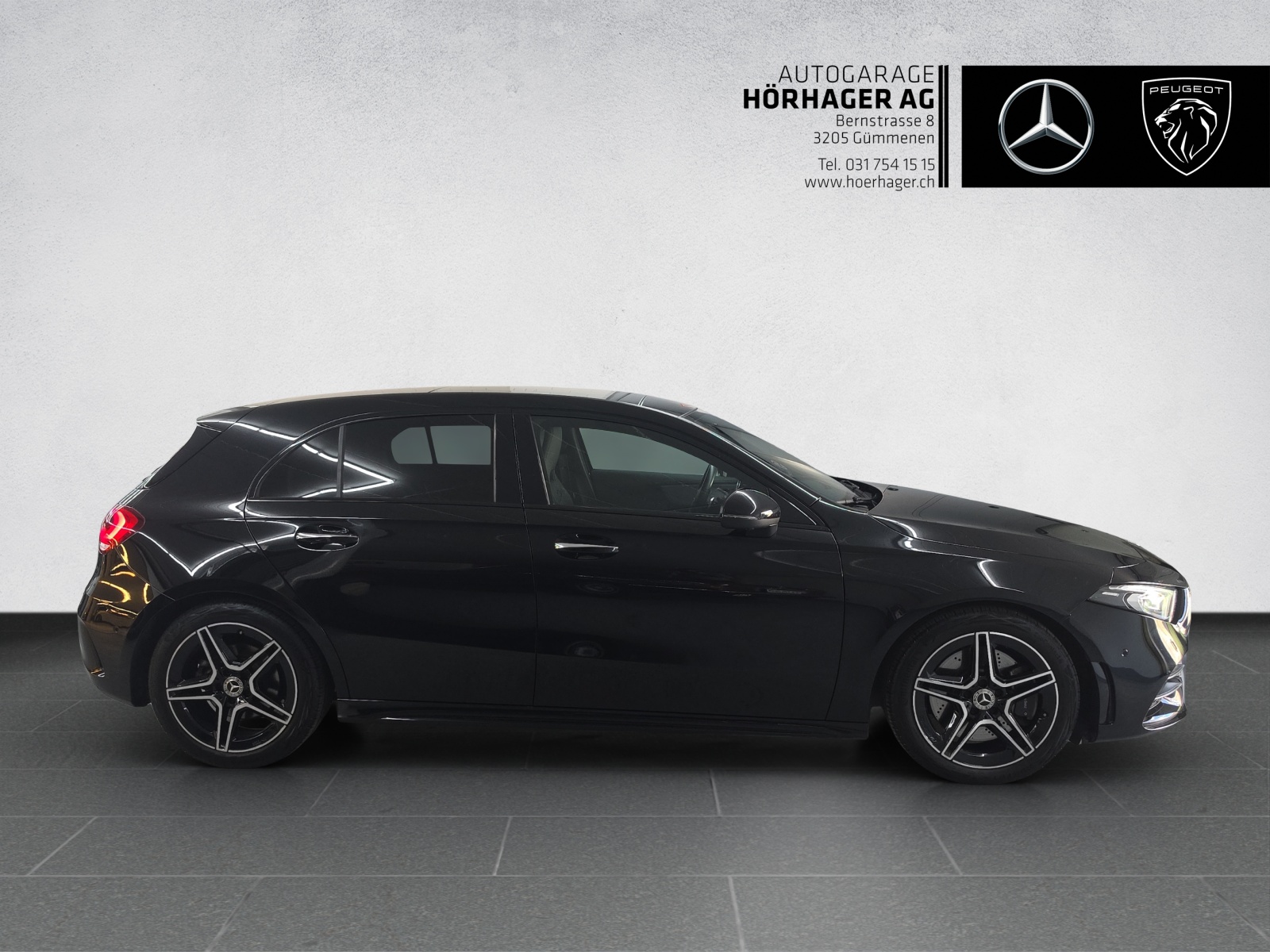 MERCEDES-BENZ A 250 4Matic AMG Line 4Matic 7G-DCT - 2