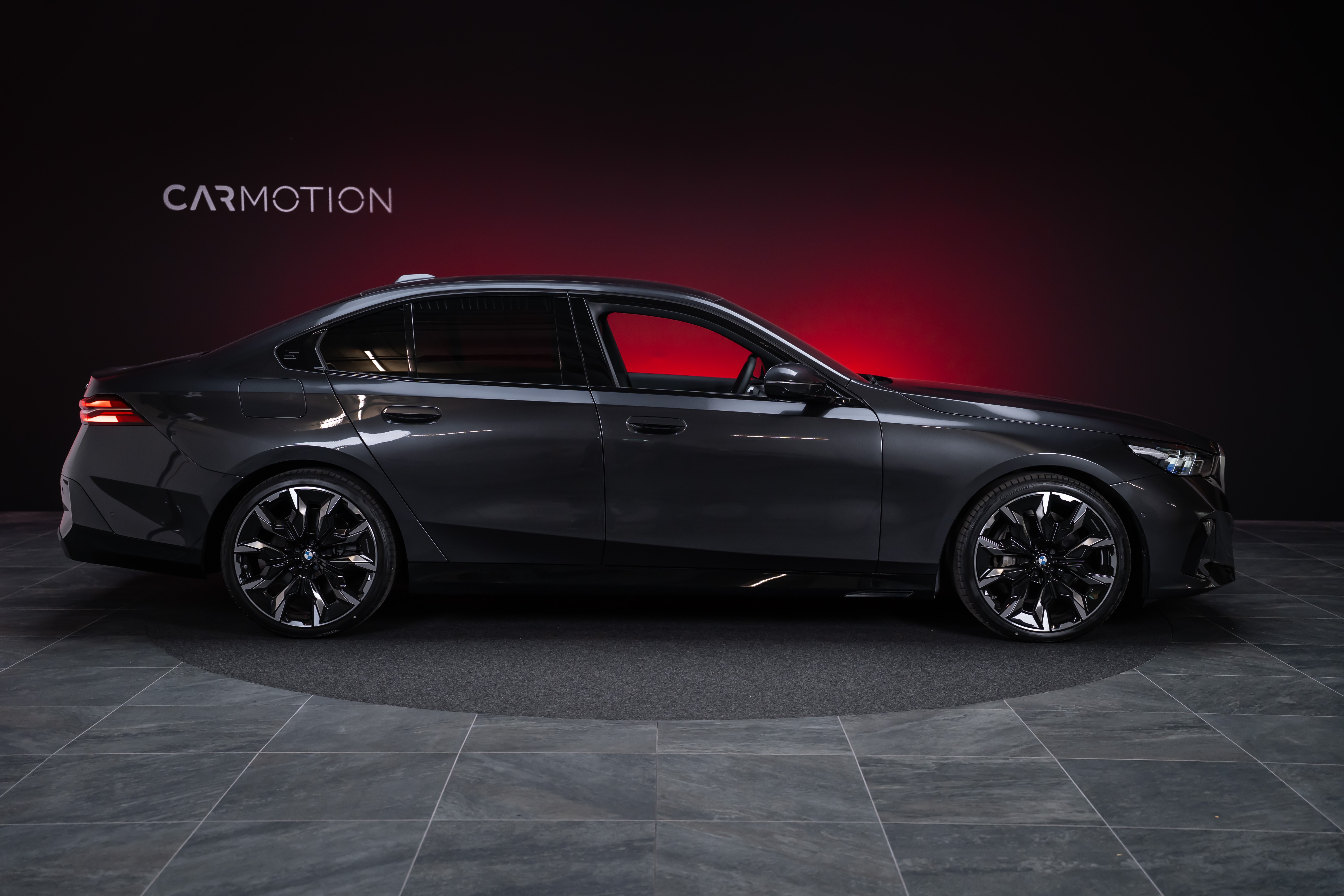 540d xDrive M Sport / Standheizung / 360°Kamera / Bowers&Wilkins / HeadUp