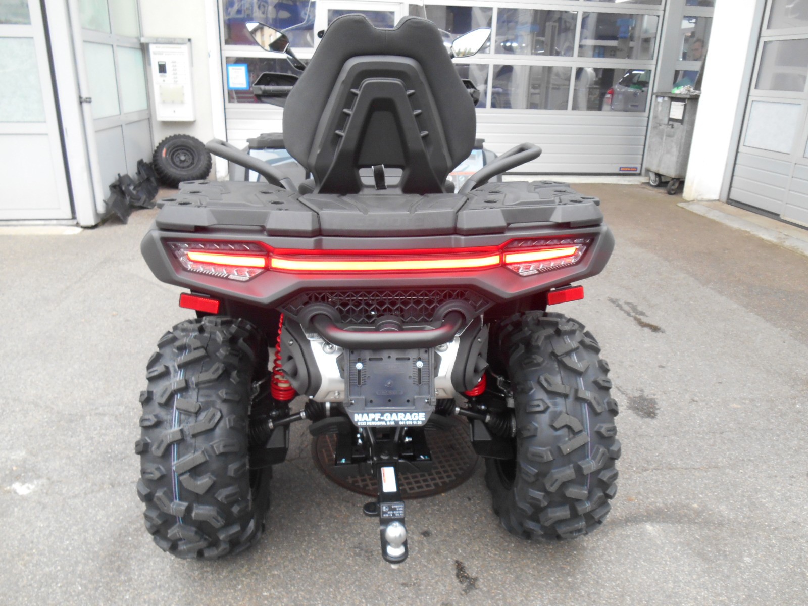 CF MOTO Premium mit Scheibe - 5