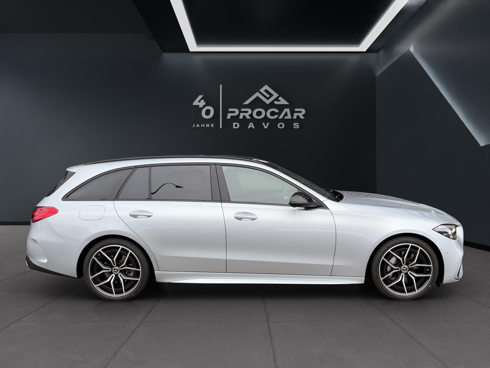 MERCEDES-BENZ C 220 d AMG Line 4matic Kombi - 2