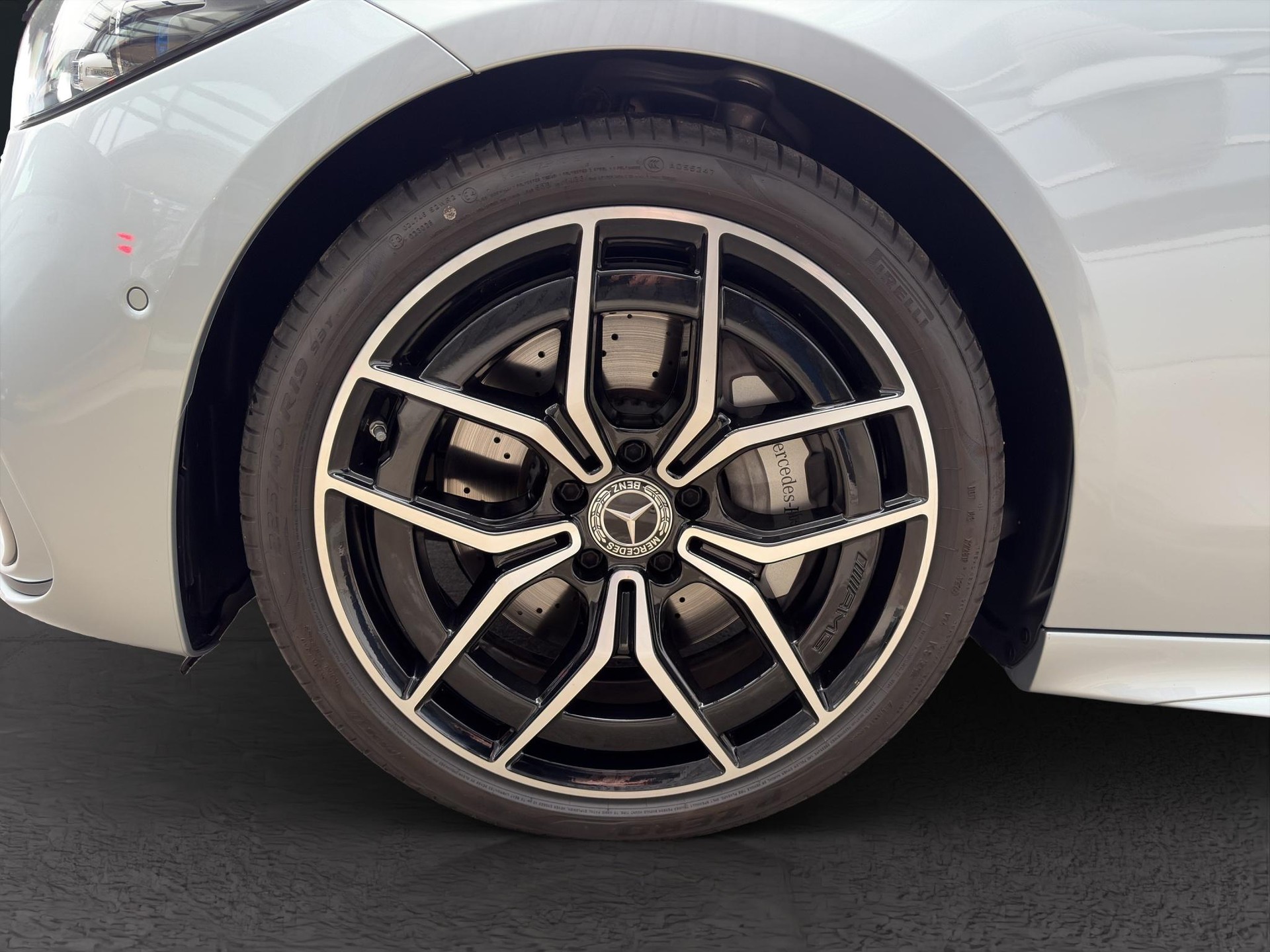 MERCEDES-BENZ C 220 d AMG Line 4matic Kombi - 7