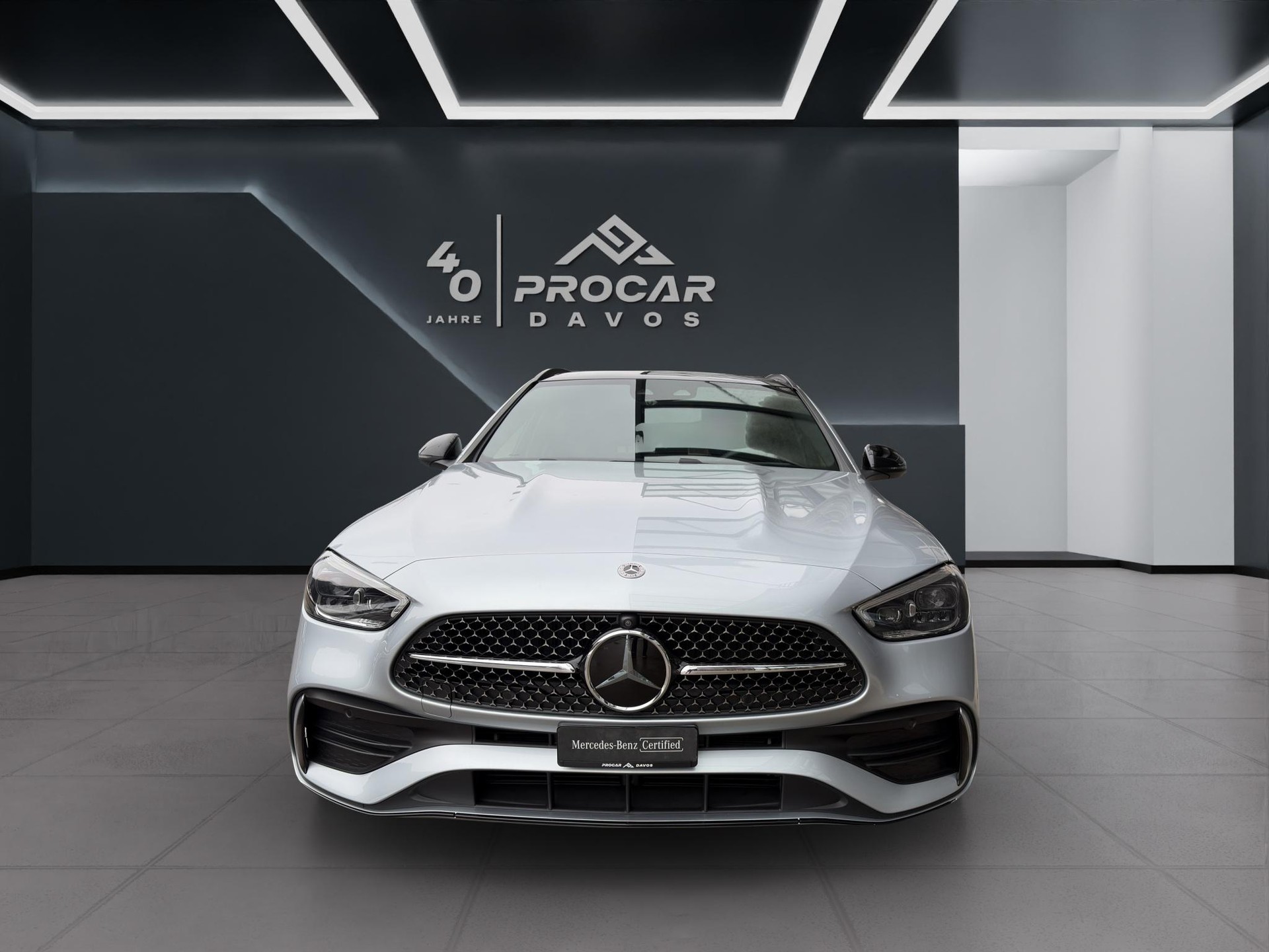 MERCEDES-BENZ C 220 d AMG Line 4matic Kombi - 3