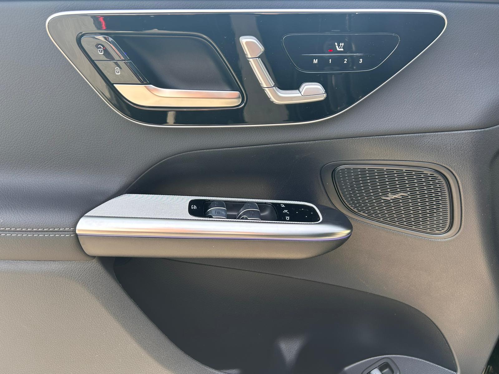 MERCEDES-BENZ GLC 300 4Matic 9G-Tronic - 15