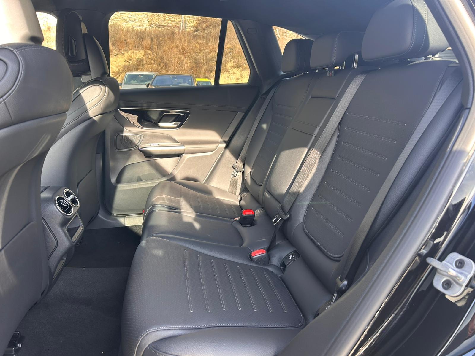 MERCEDES-BENZ GLC 300 4Matic 9G-Tronic - 13