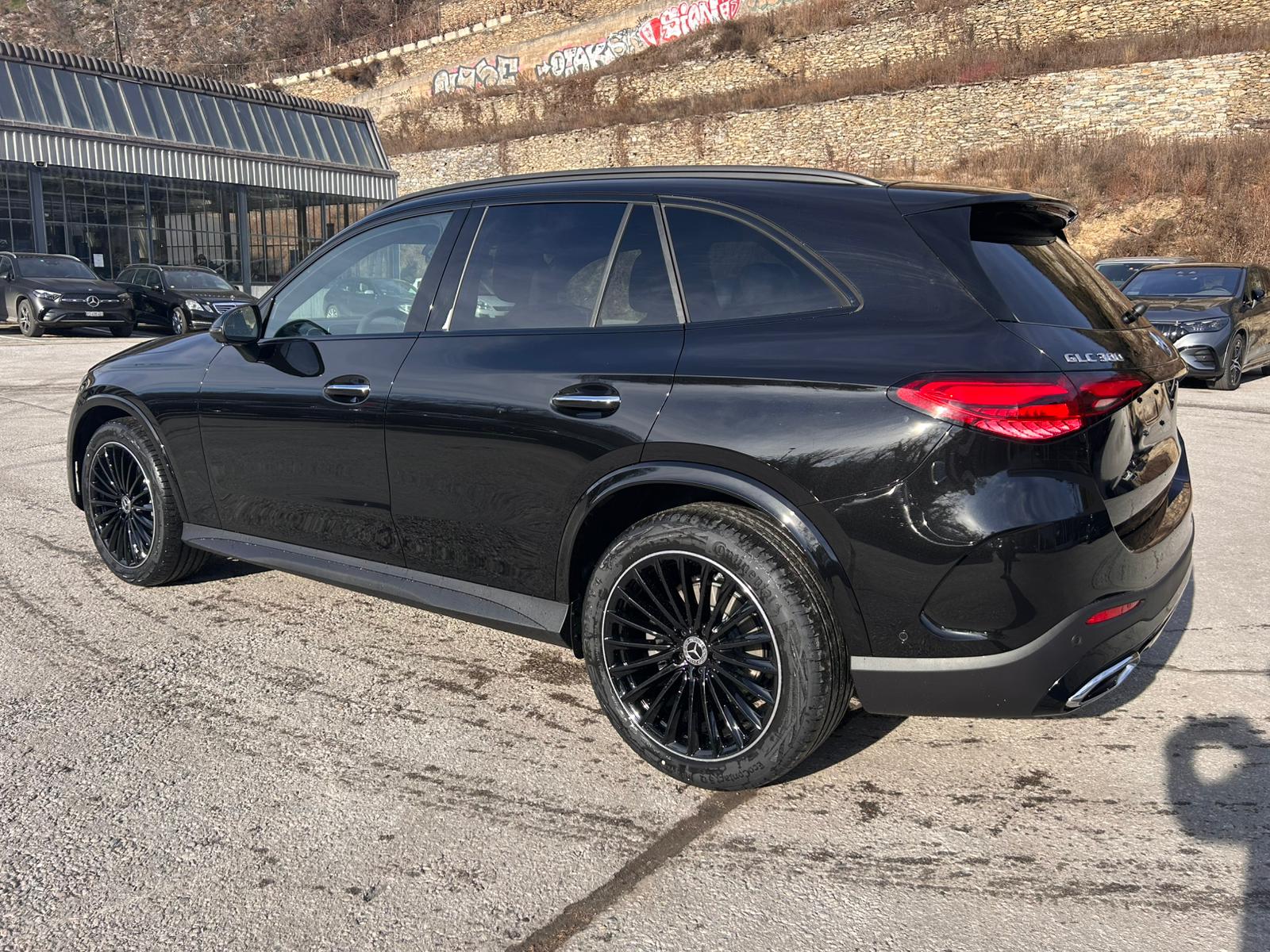 MERCEDES-BENZ GLC 300 4Matic 9G-Tronic - 3