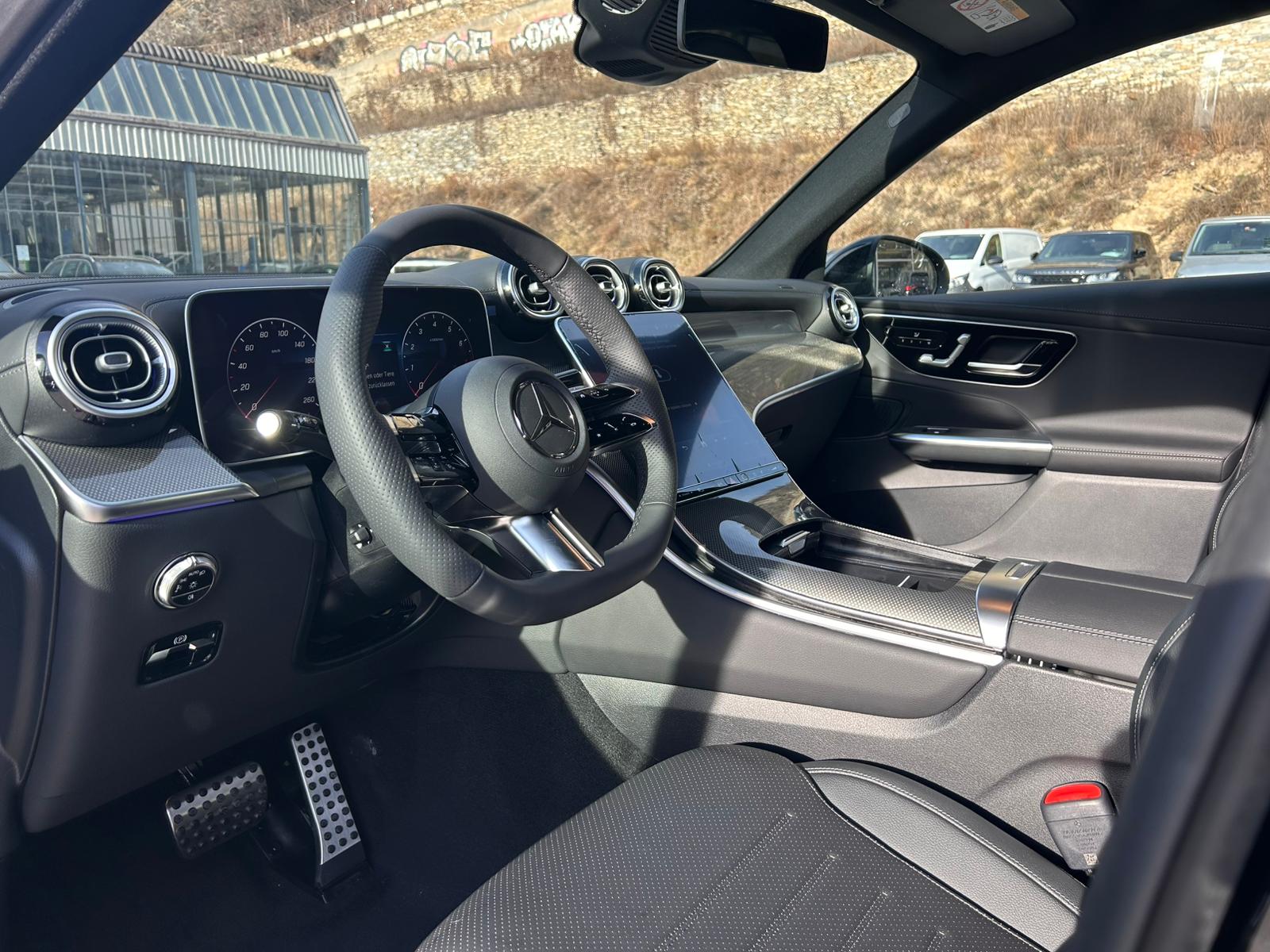 MERCEDES-BENZ GLC 300 4Matic 9G-Tronic - 10