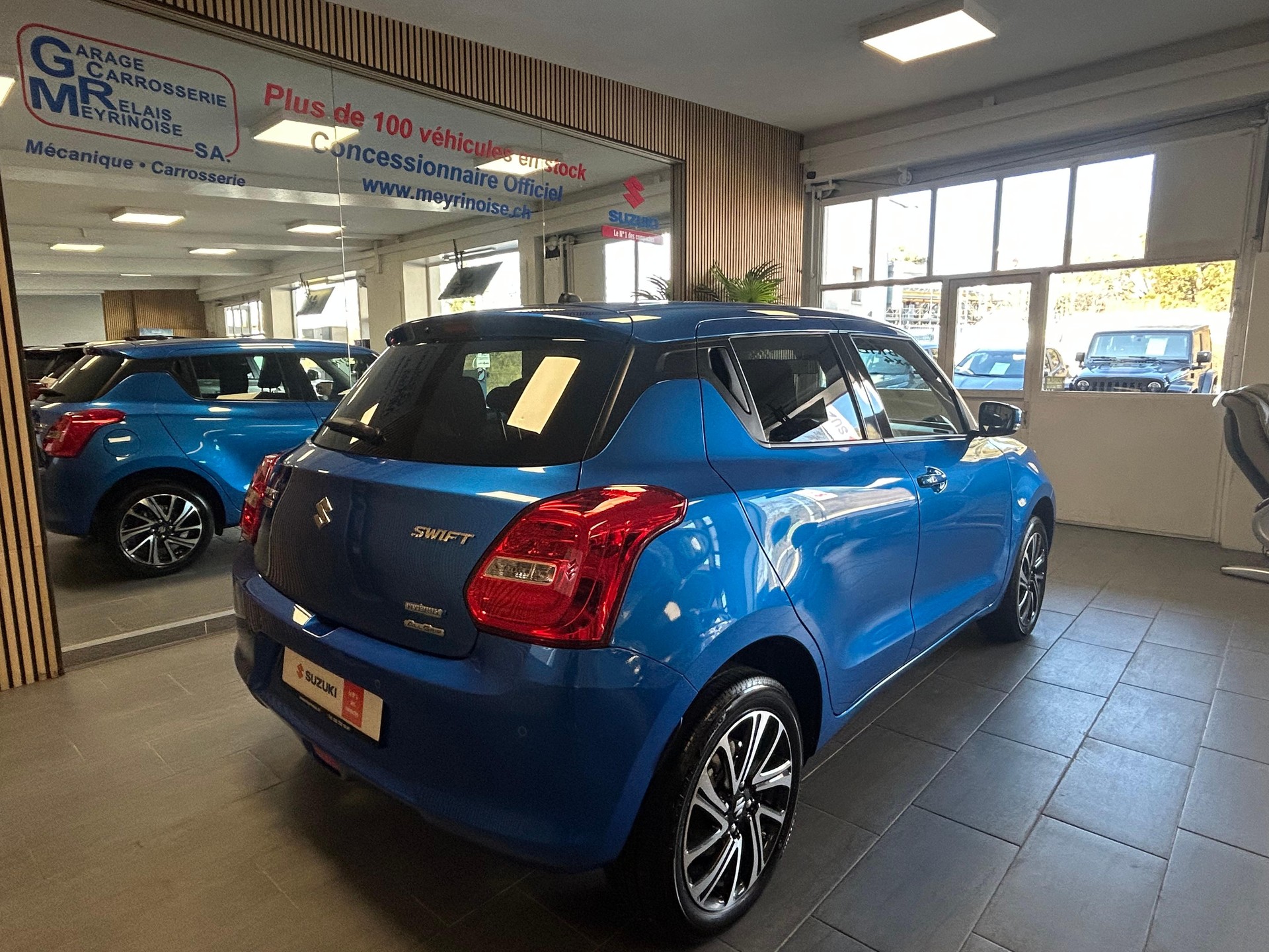 SUZUKI Swift 1.2 Compact Top Hybrid 4x4 - 8