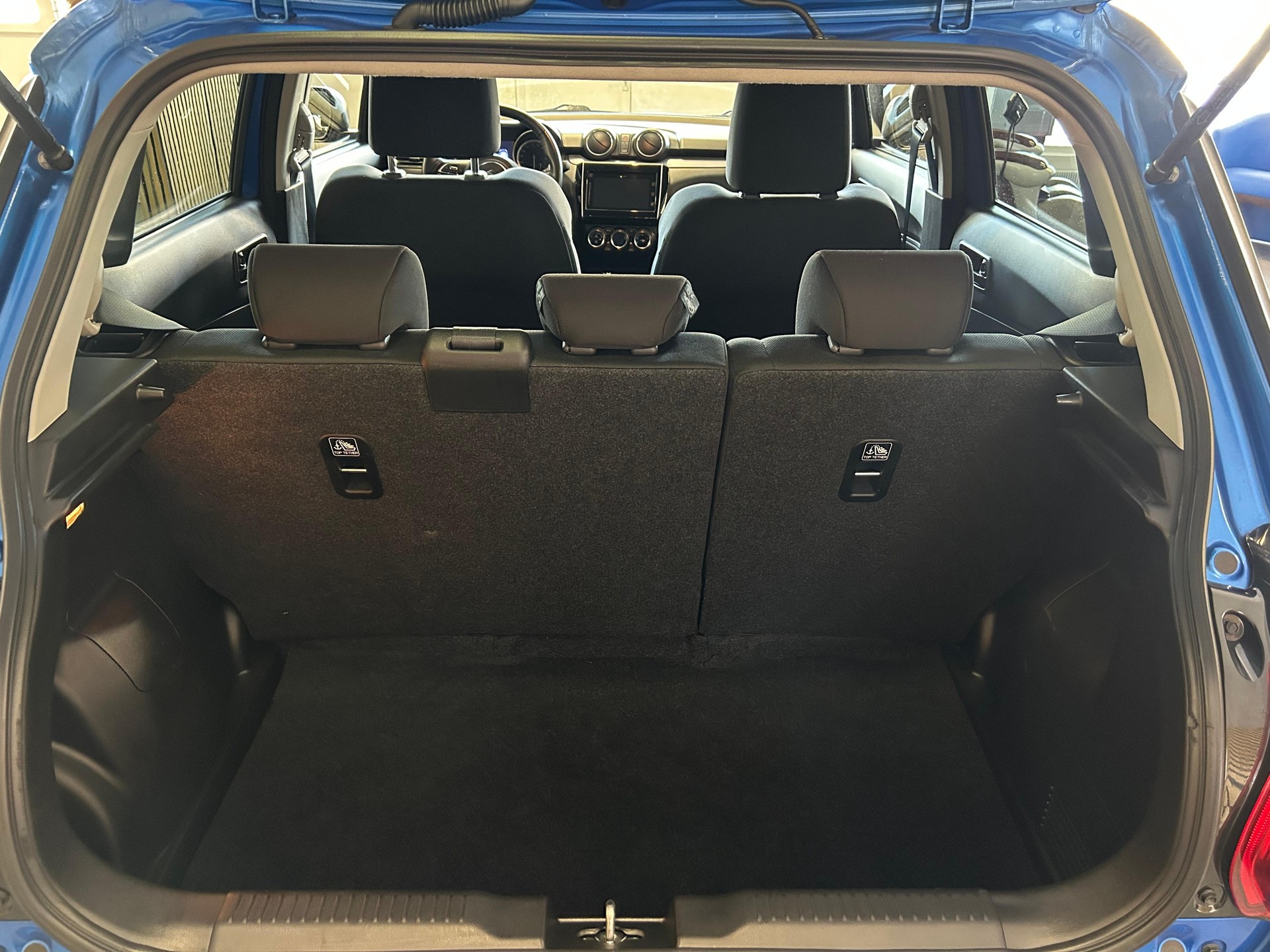 SUZUKI Swift 1.2 Compact Top Hybrid 4x4 - 19