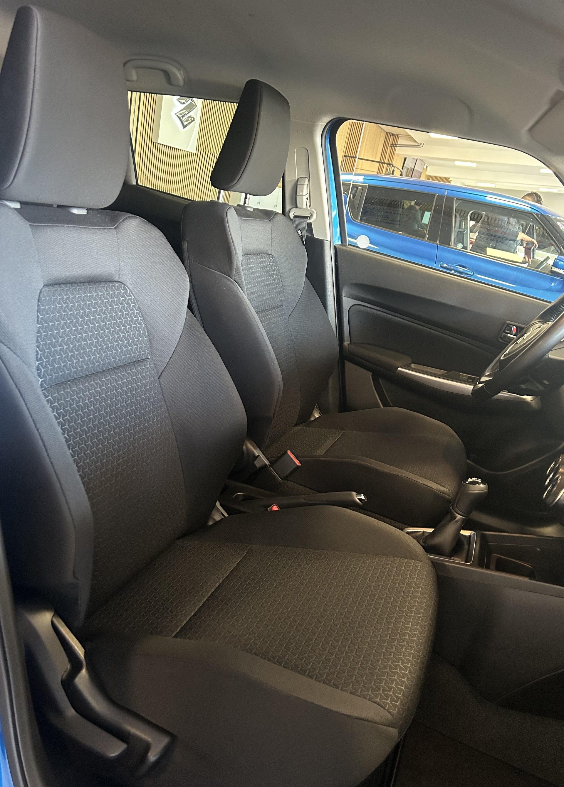 SUZUKI Swift 1.2 Compact Top Hybrid 4x4 - 15