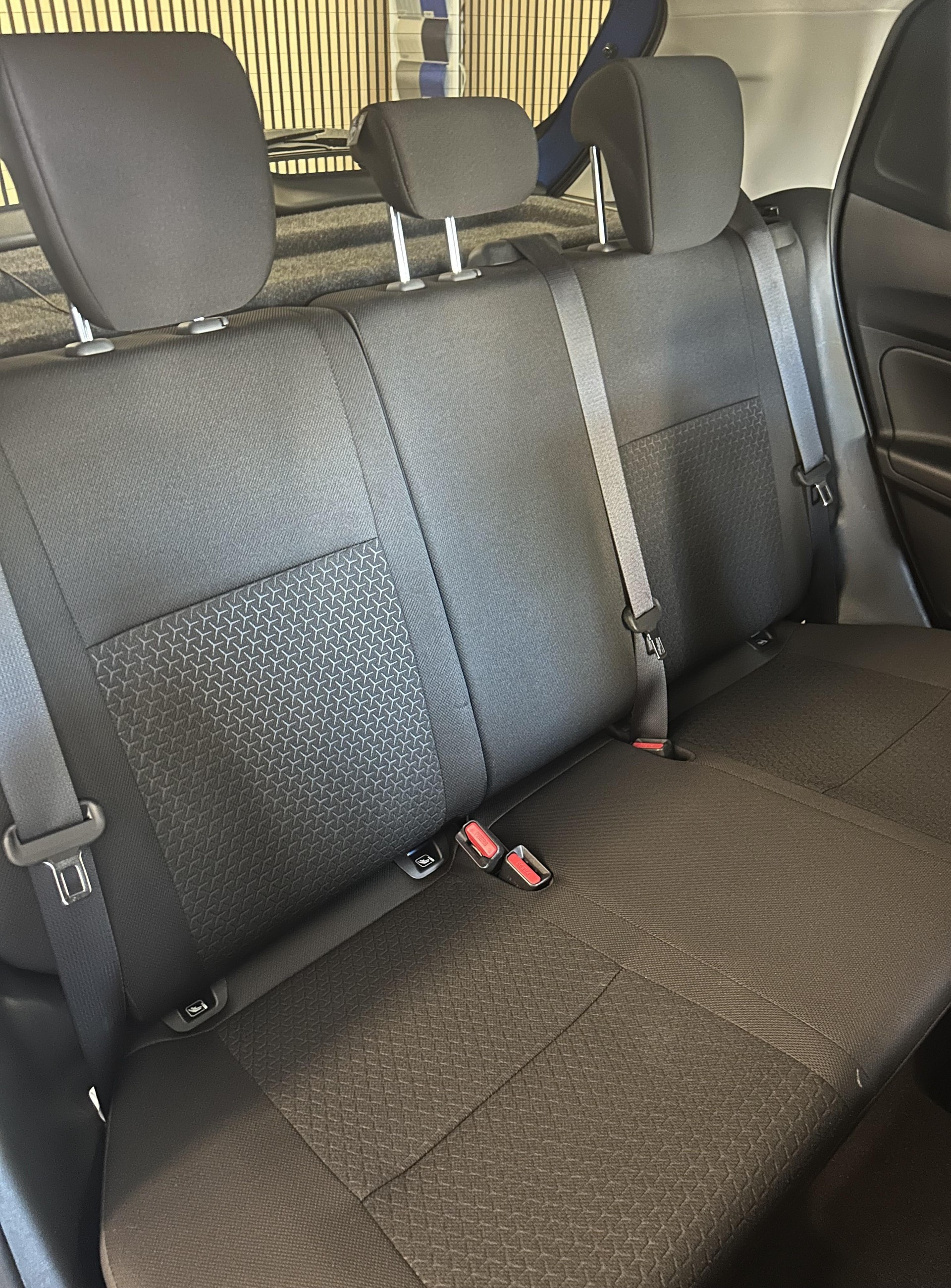 SUZUKI Swift 1.2 Compact Top Hybrid 4x4 - 18