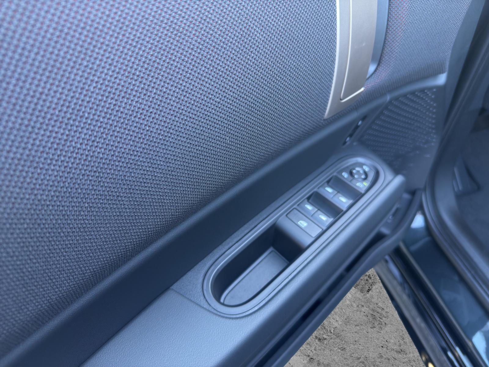 MINI Countryman U25 2.0i John Cooper Works ALL4 - 11