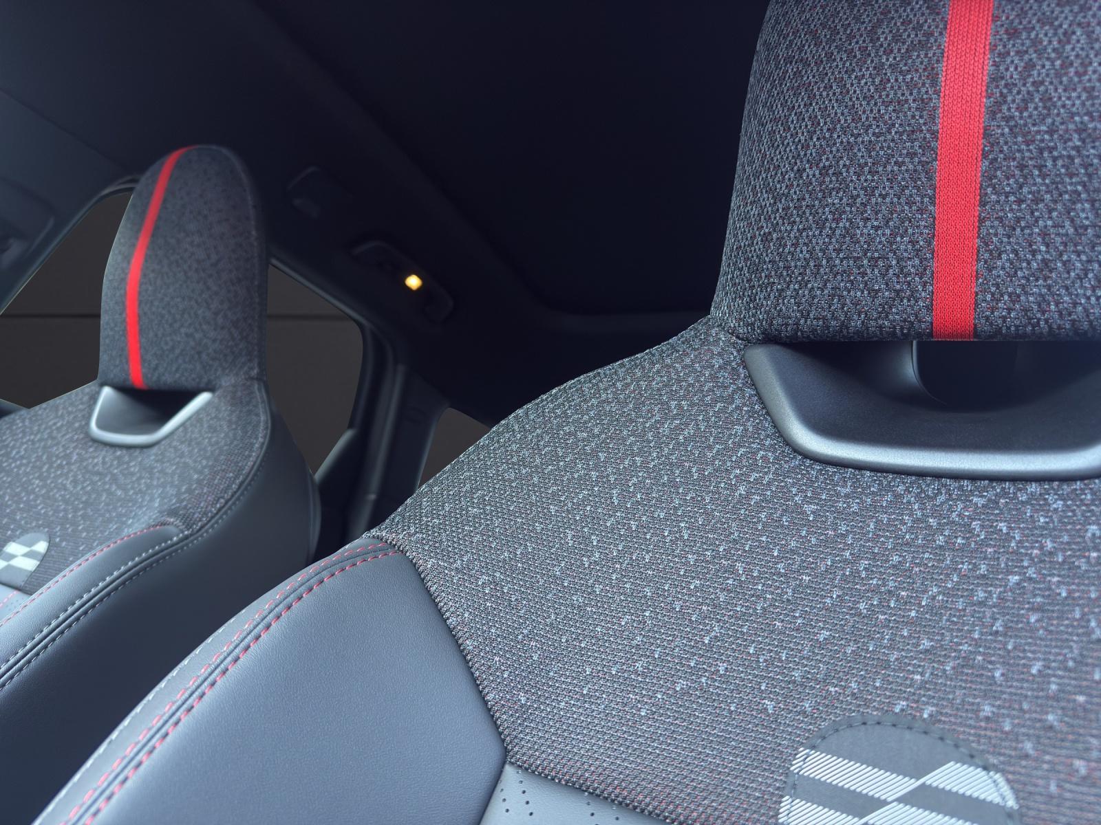 MINI Countryman U25 2.0i John Cooper Works ALL4 - 21