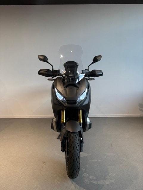 HONDA X-ADV 750 ABS - 8
